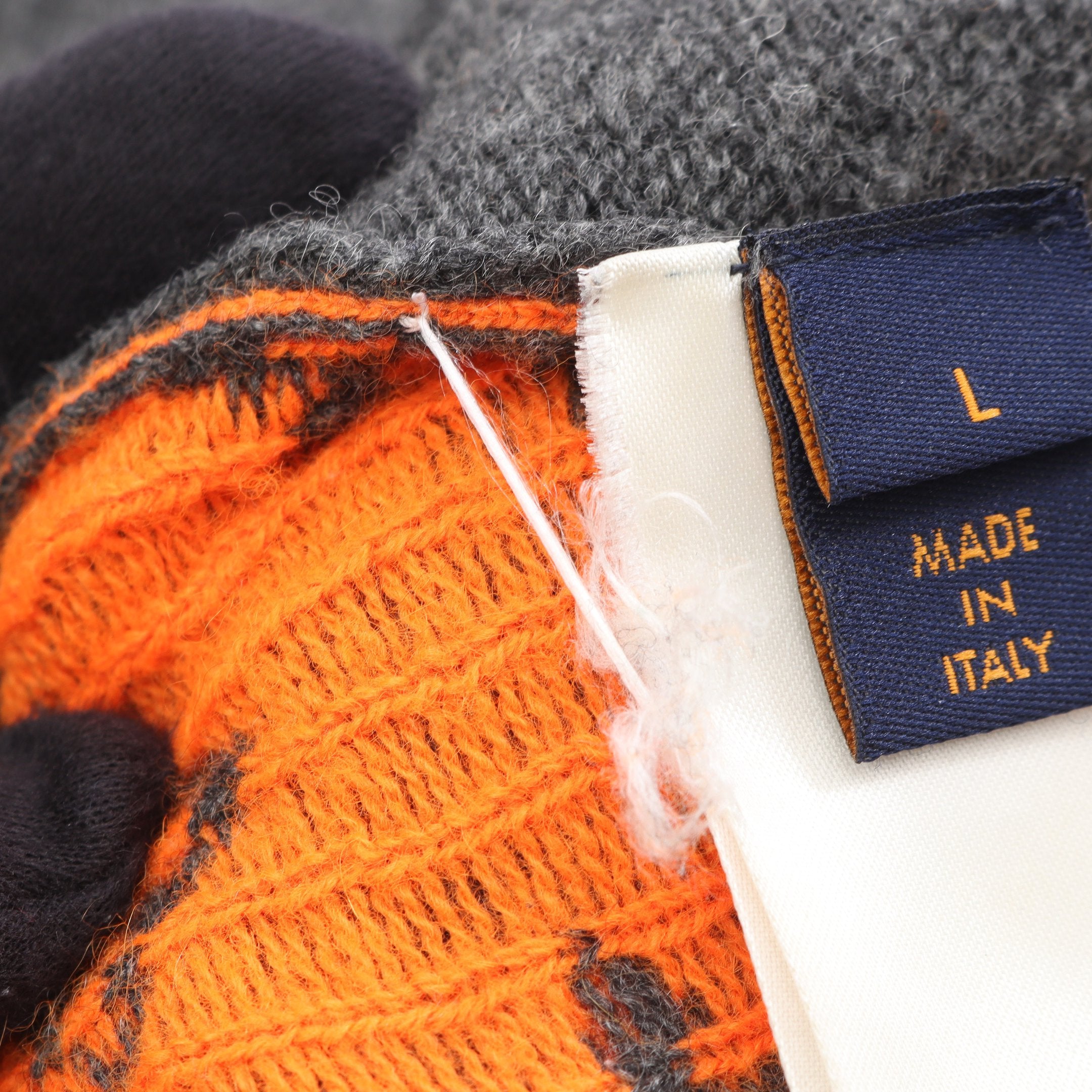 モノグラム ニット クルーネック カシミヤ グレー オレンジ ルイ