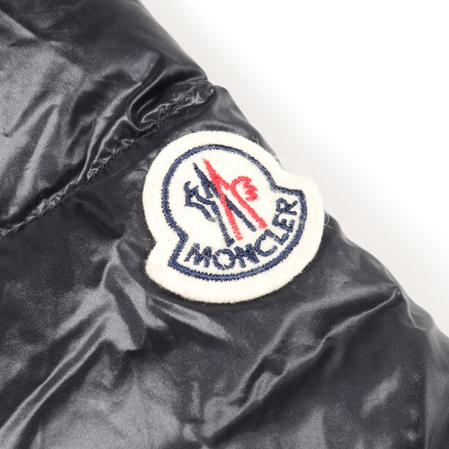 SERITTE ダウンジャケット ナイロン ブラック フード付き モンクレール アウター MONCLER
