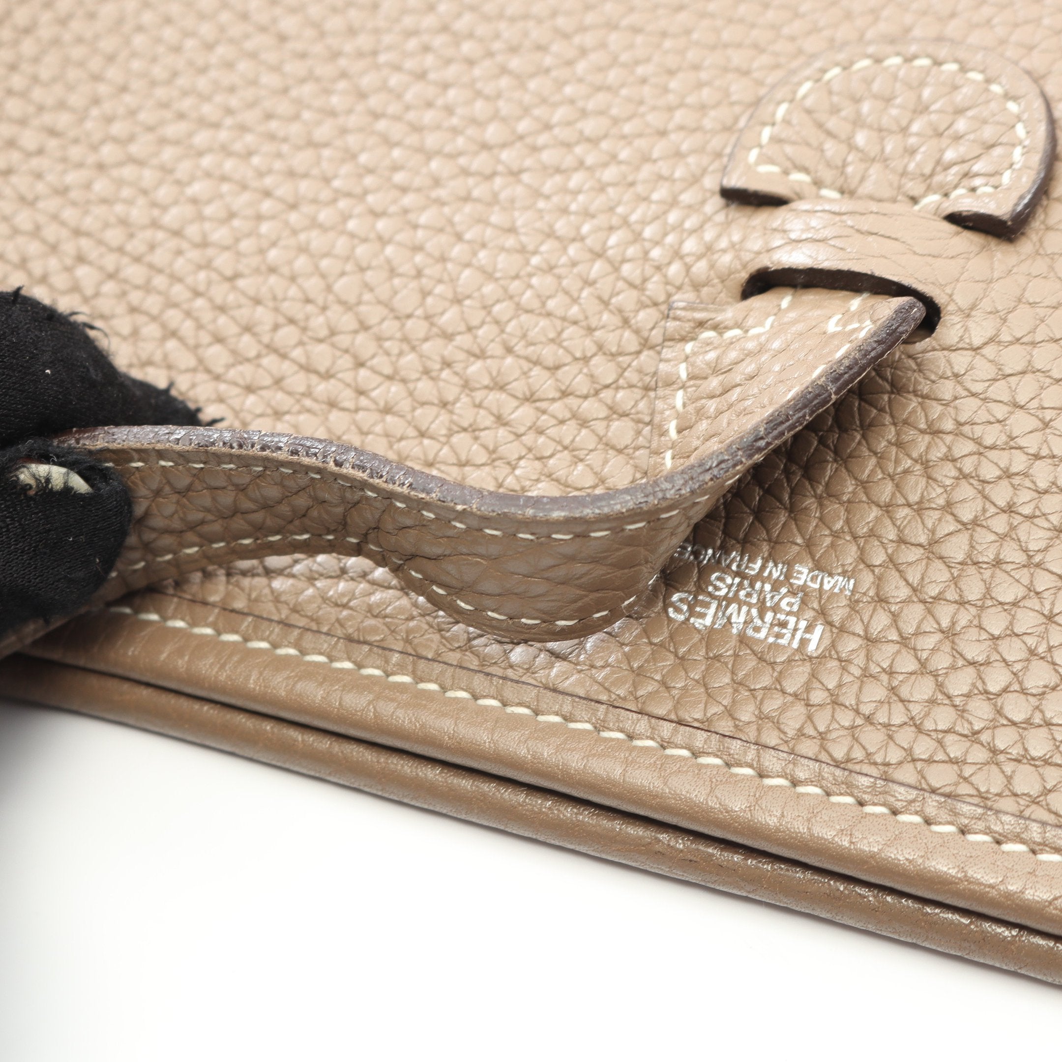 エヴリン 1 アン PM エトゥープ ショルダーバッグ トリヨンクレマンス