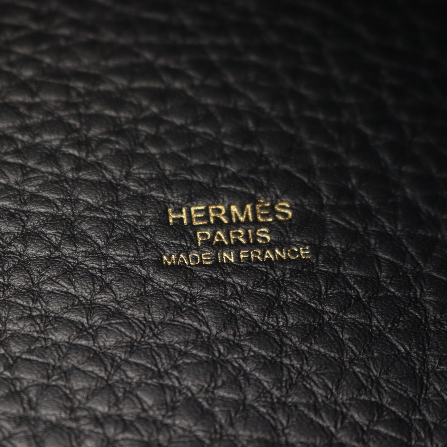 ピコタンロックMM ハンドバッグ トリヨンクレマンス ブラック ゴールド金具 W刻印 エルメス バッグ HERMES