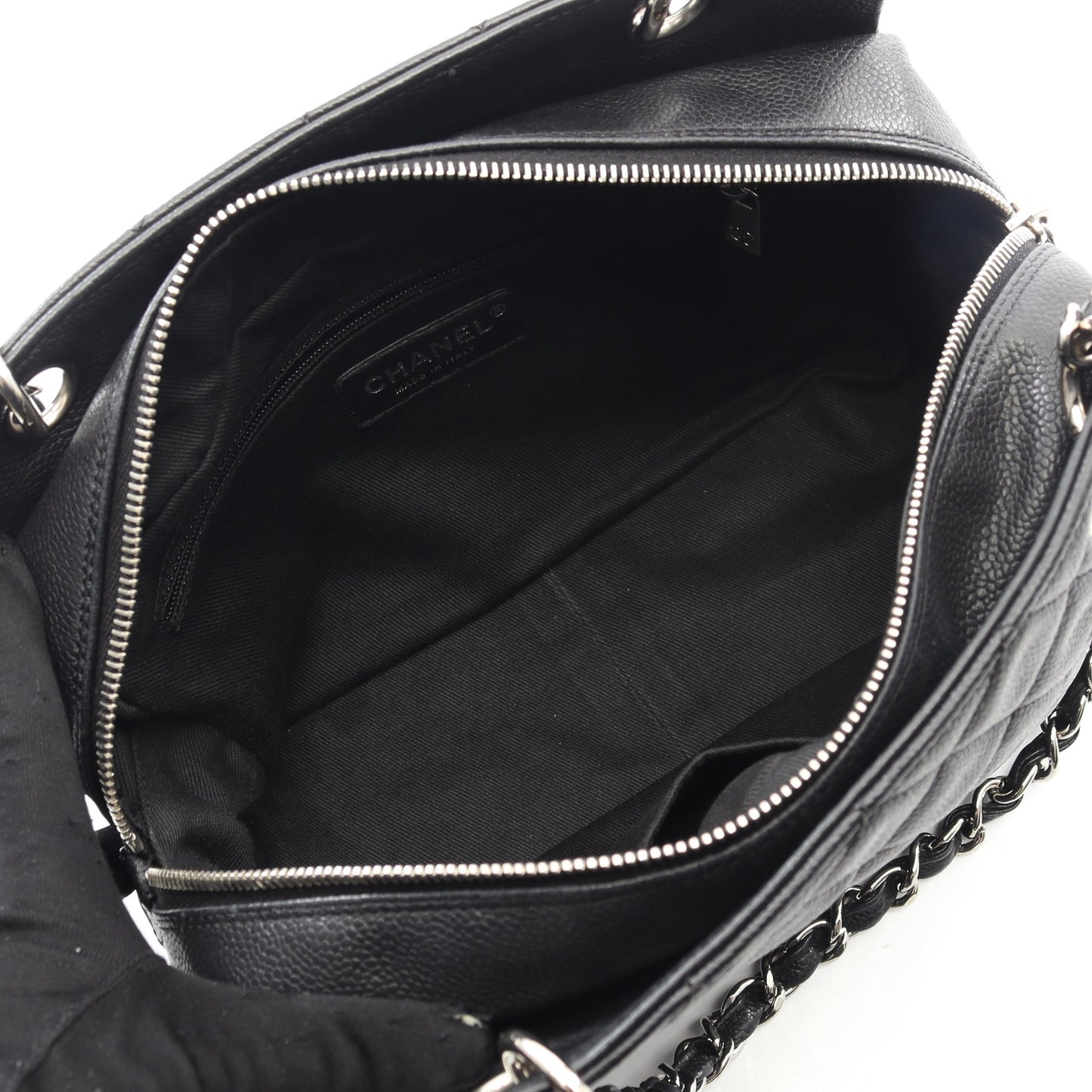 マトラッセ チェーンショルダーバッグ キャビアスキン ブラック シルバー金具 シャネル バッグ CHANEL