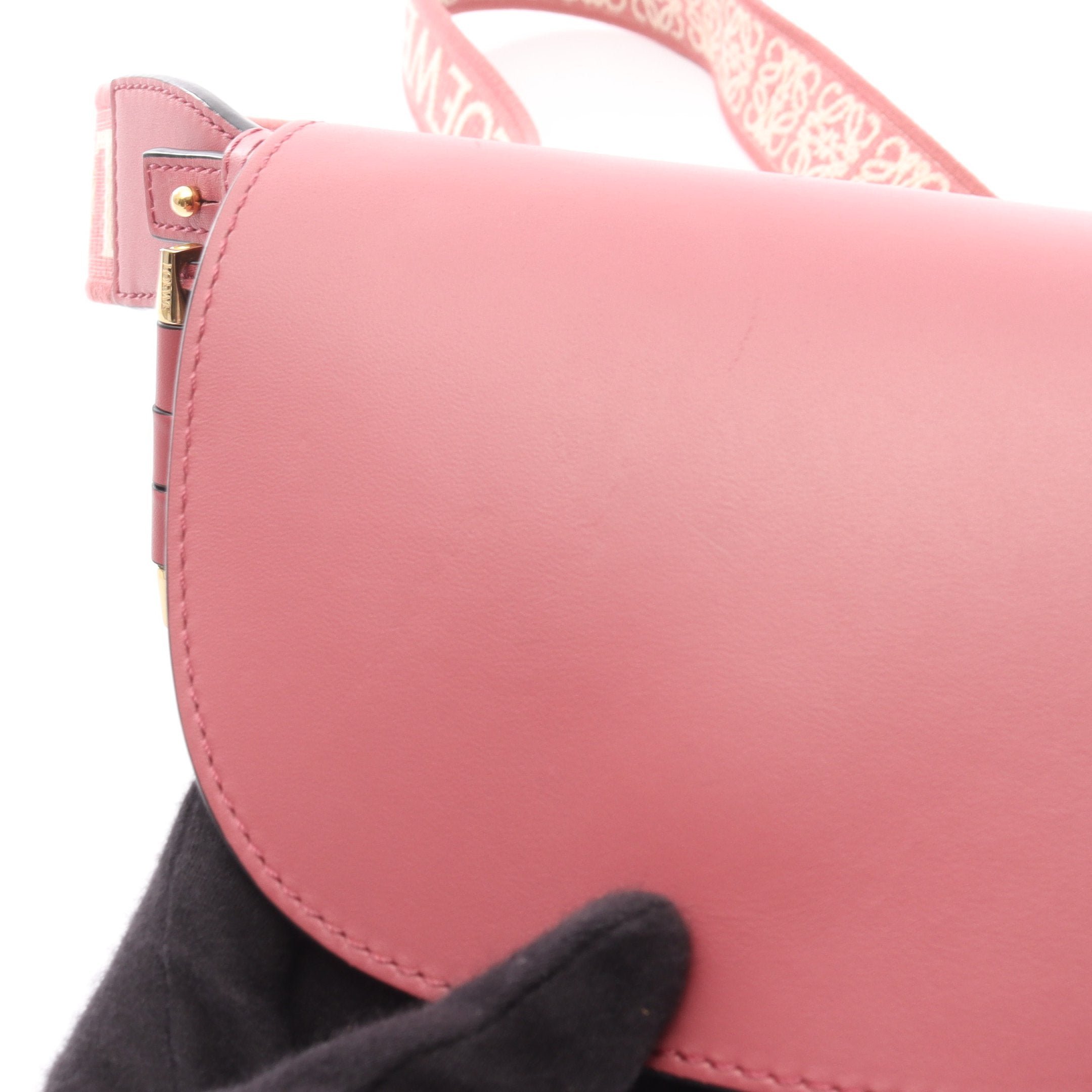 ミニゲートデュアル ショルダーバッグ レザー ピンク ロエベ – RECLO