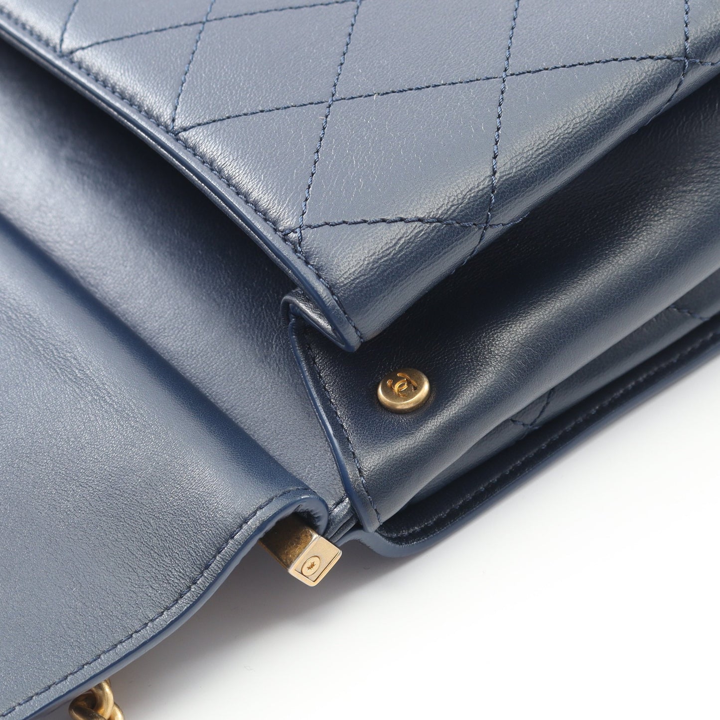 マトラッセ 31 RUE CAMBON チェーンショルダーバッグ ラムスキン ネイビー ゴールド金具 2WAY シャネル バッグ CHANEL
