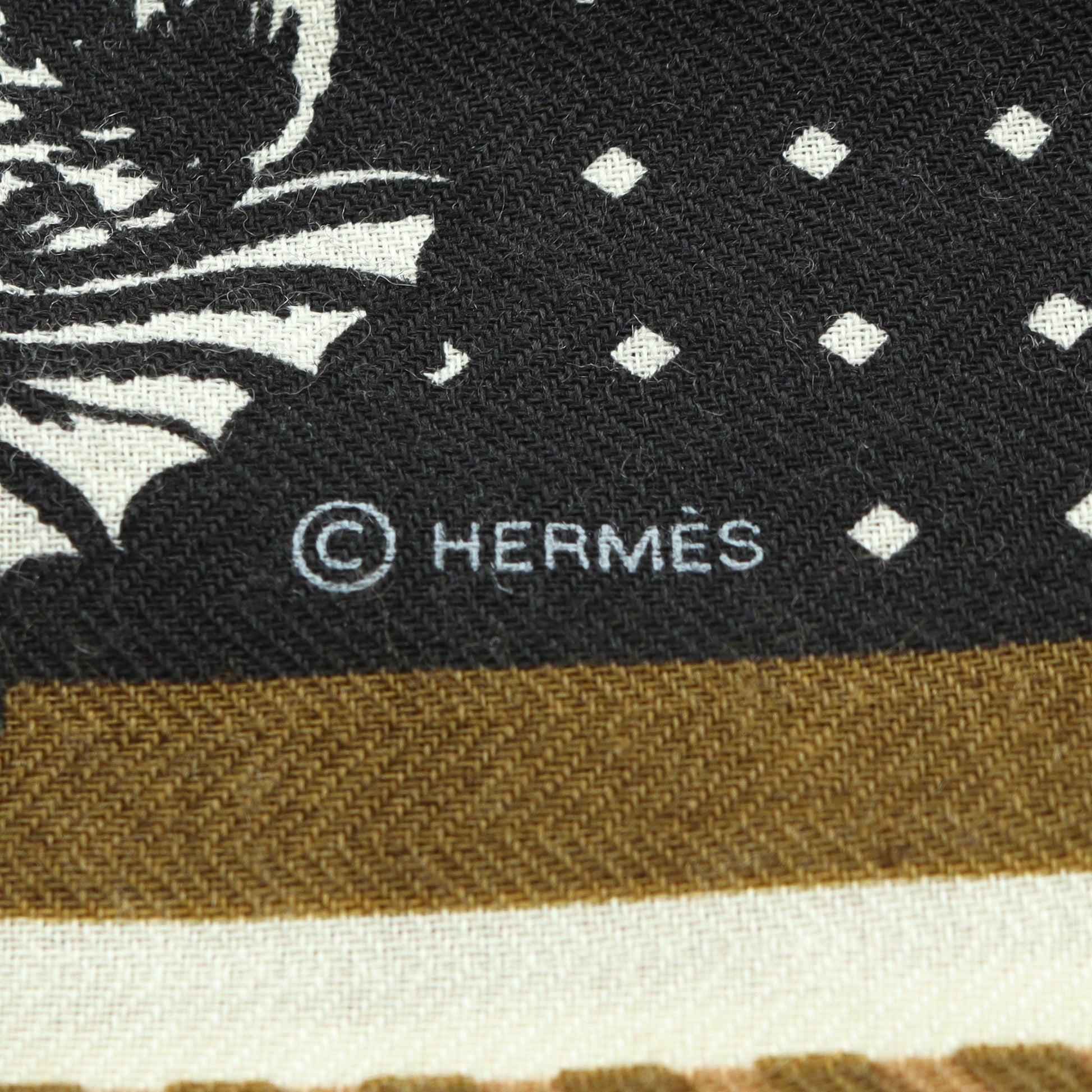 カレジェアン カレ140 HARNAIS DE COUR Bandana スカーフ ショール カシミヤ シルク ブラック カーキブラウン エルメス 財布・小物 HERMES