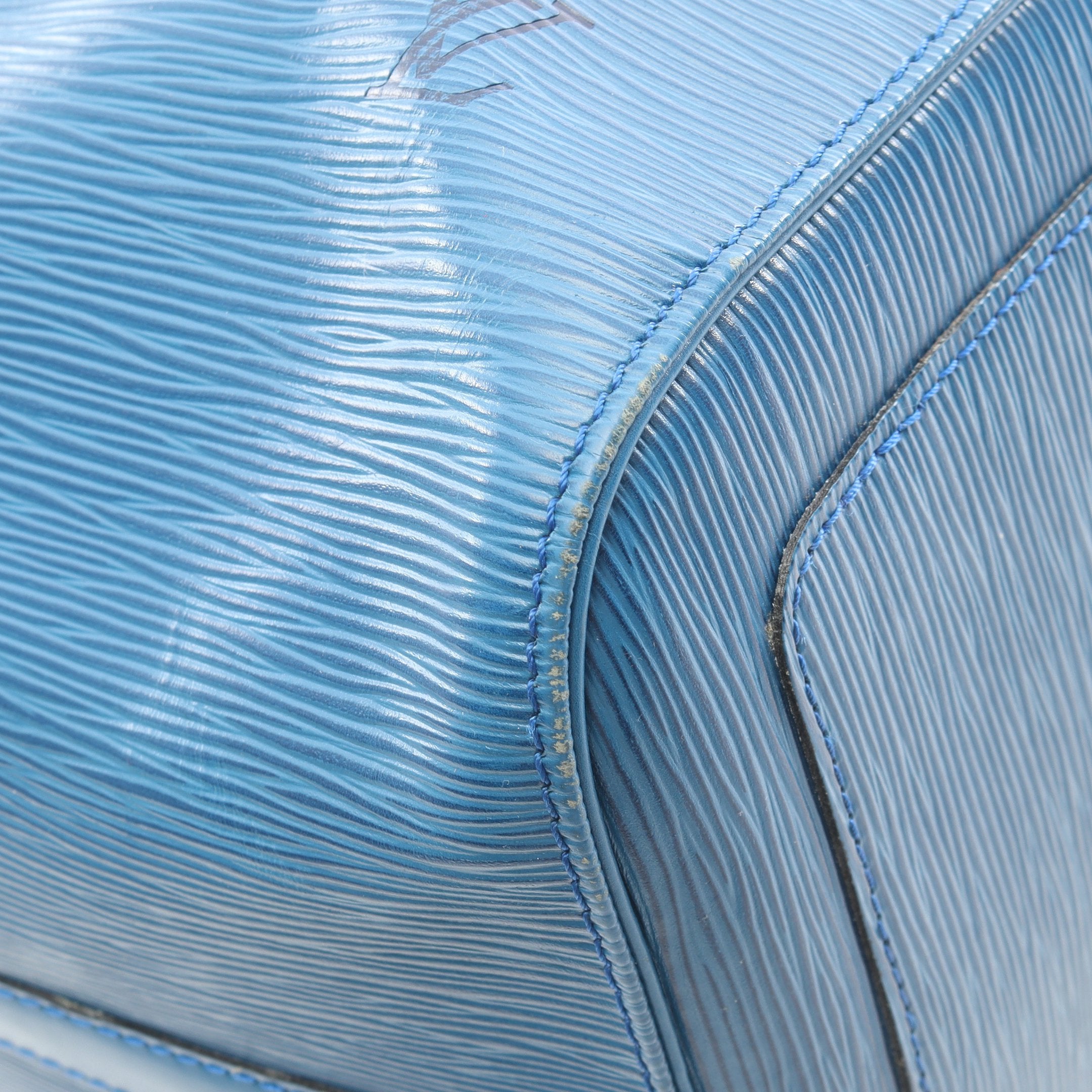 LOUIS VUITTON ブルー ボストンバッグ　キーポル　エピ Louis Vuitton エピレザー ボストンバッグ 青 ルイヴィトン エピ