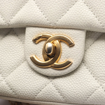 マトラッセ チェーンショルダーバッグ キャビアスキン ホワイト ゴールド金具 シャネル バッグ CHANEL