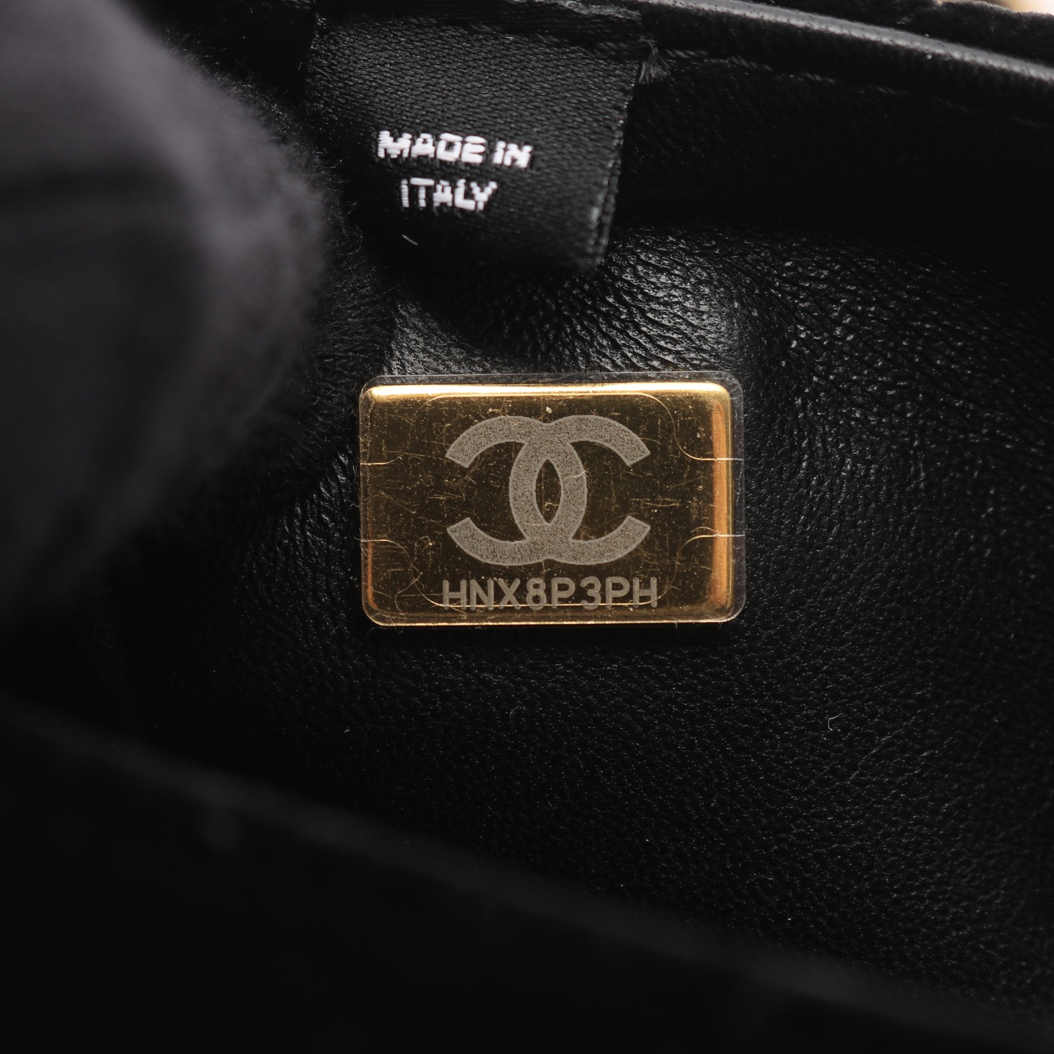 マトラッセ チェーンショルダーバッグ ベロア ブラック ゴールド金具