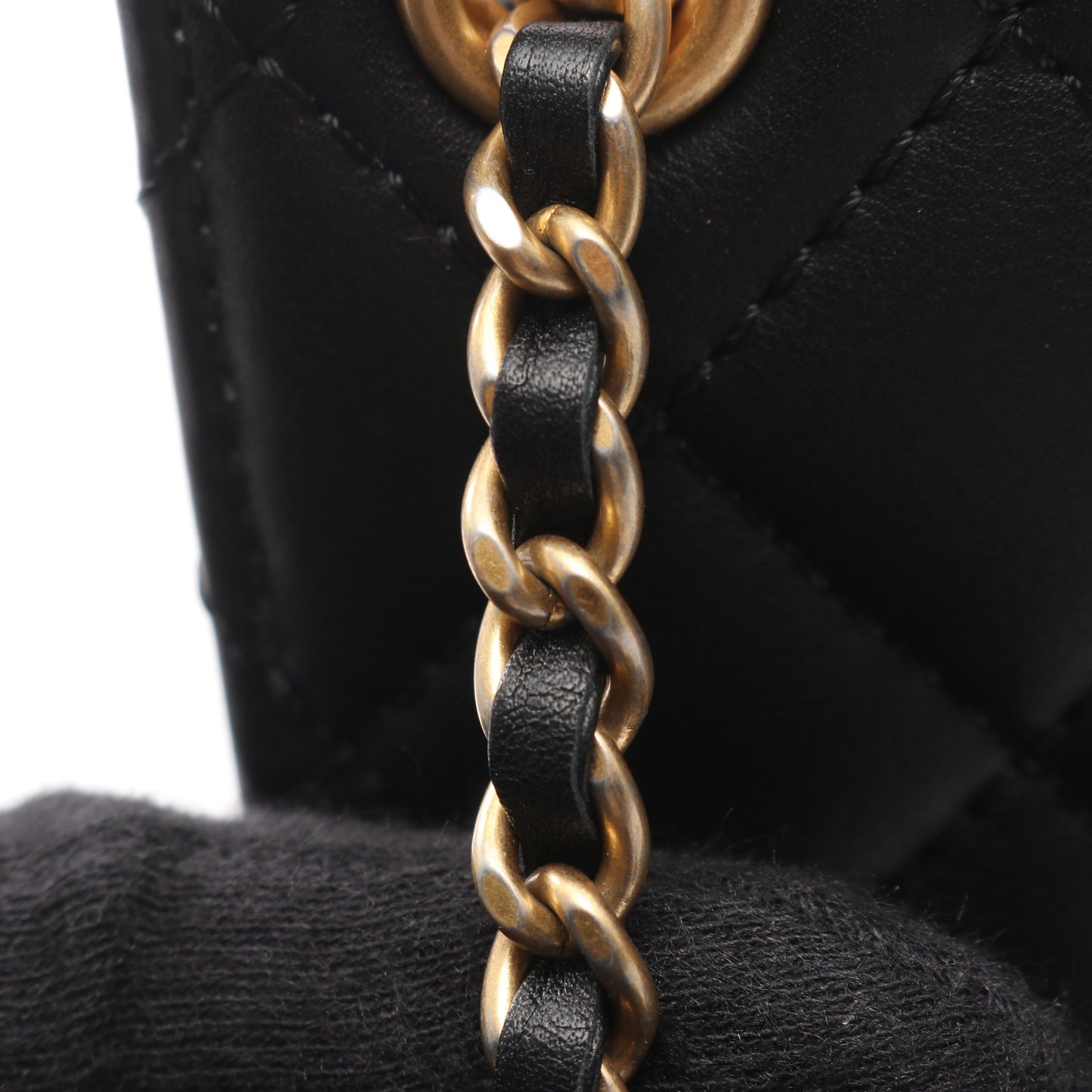 マトラッセ ココマーク チェーンショルダーバッグ ラムスキン ブラック ゴールド金具 シャネル バッグ CHANEL
