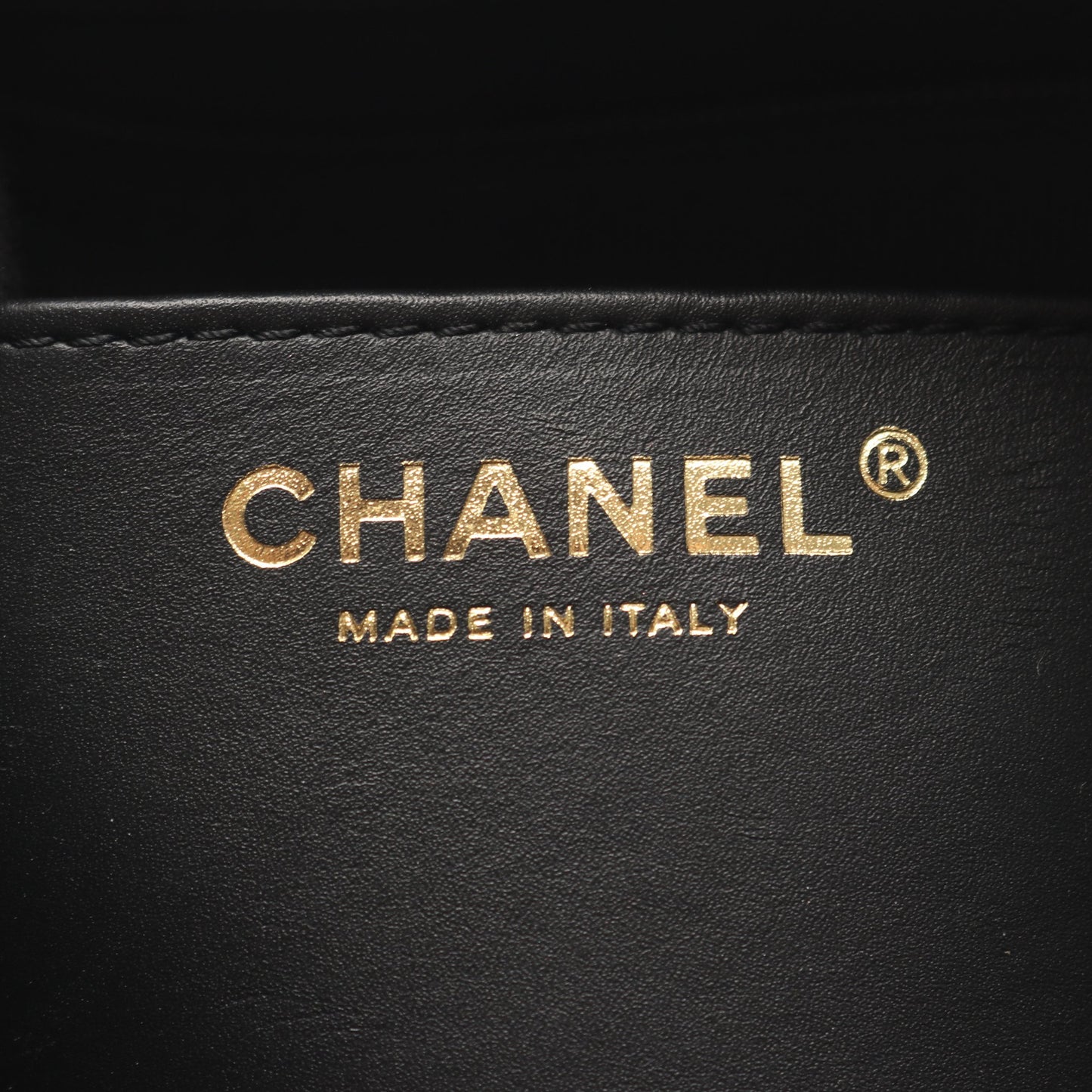 マトラッセ バニティバッグ チェーンショルダーバッグ キャビアスキン ブラック ゴールド金具 シャネル バッグ CHANEL