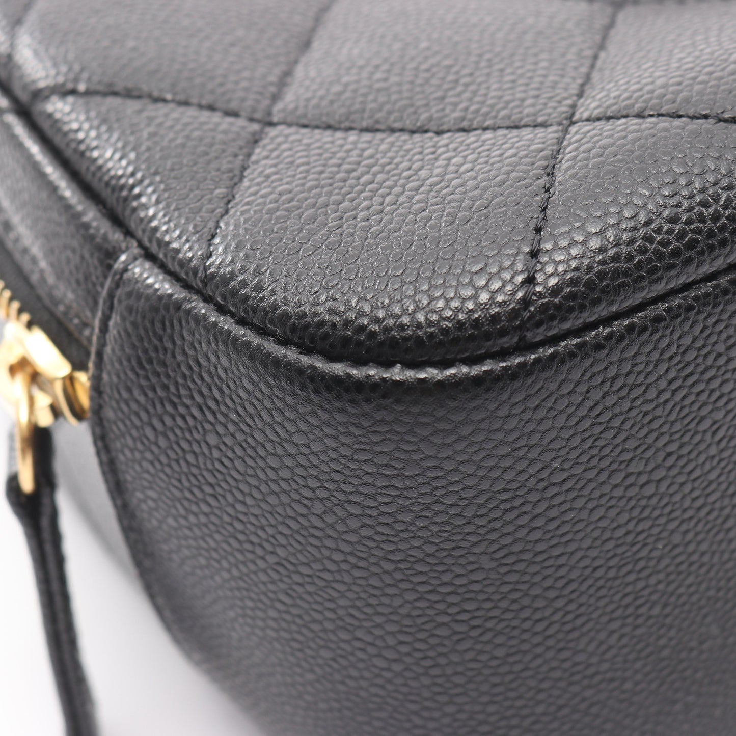 マトラッセ バニティバッグ チェーンショルダーバッグ キャビアスキン ブラック ゴールド金具 シャネル バッグ CHANEL