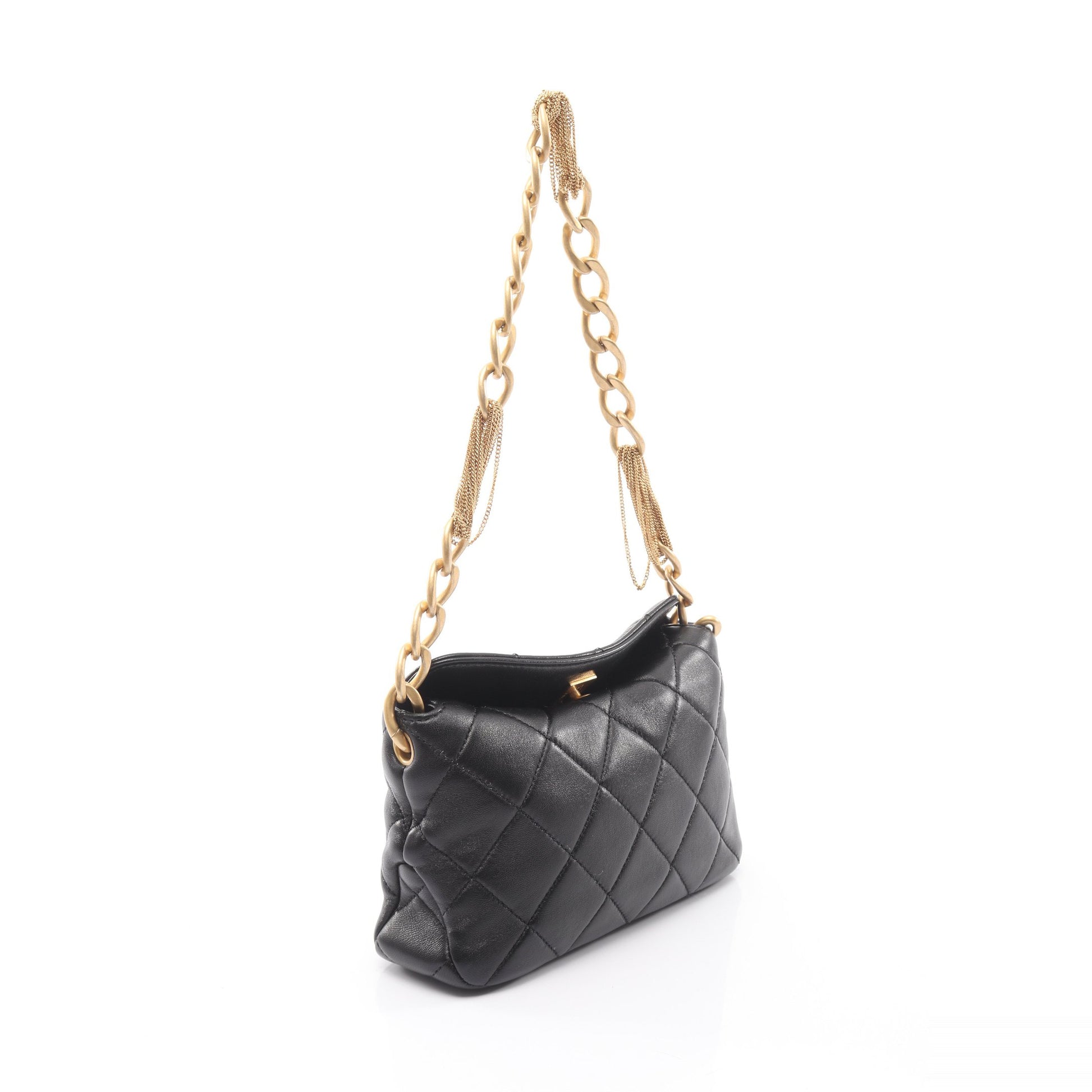 マトラッセ チェーンショルダーバッグ レザー ブラック ゴールド金具 シャネル バッグ CHANEL