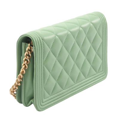 ボーイシャネル マトラッセ チェーンウォレット ラムスキン ライトグリーン ゴールド金具 シャネル バッグ CHANEL