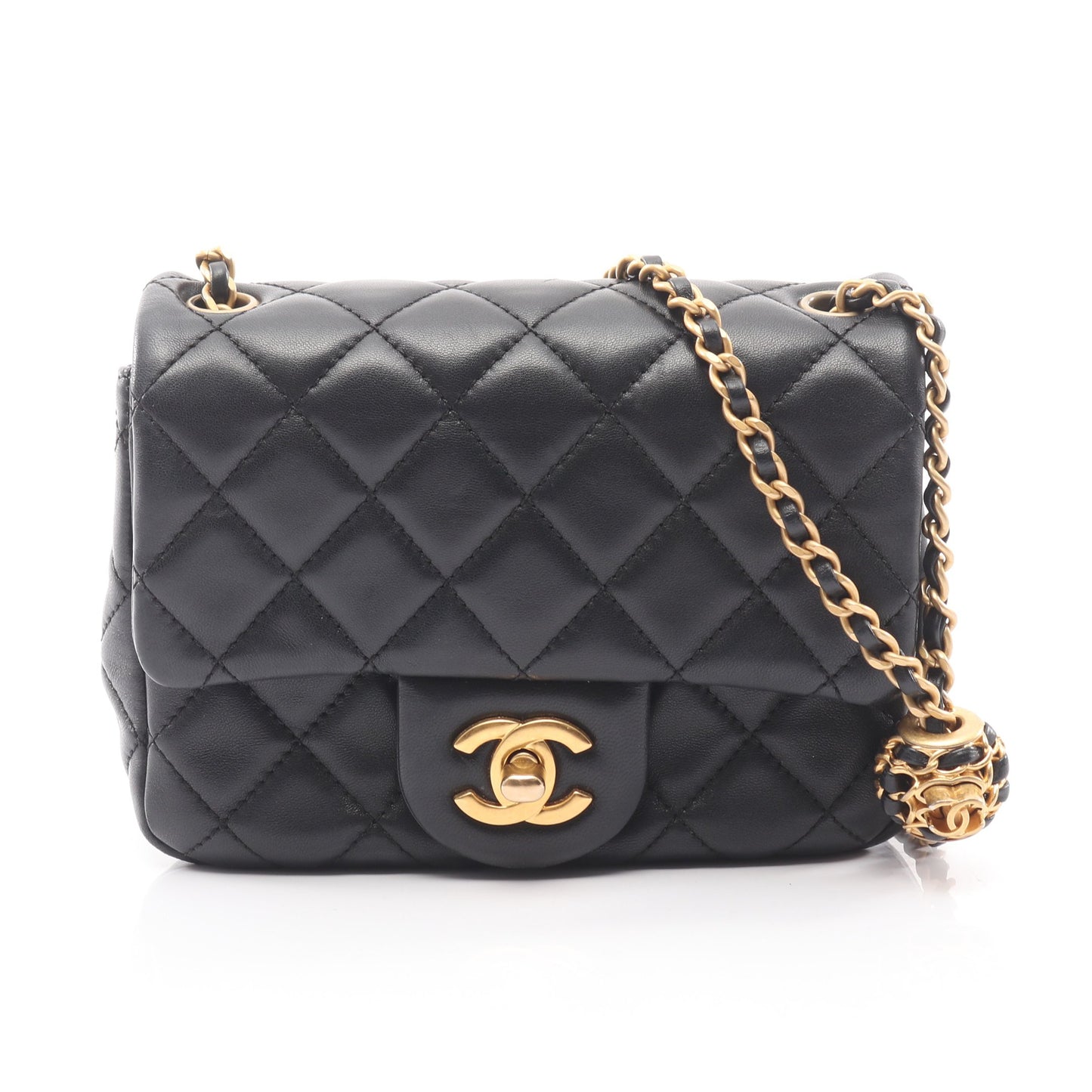 マトラッセ チェーンショルダーバッグ ラムスキン ブラック ゴールド金具 シャネル バッグ CHANEL