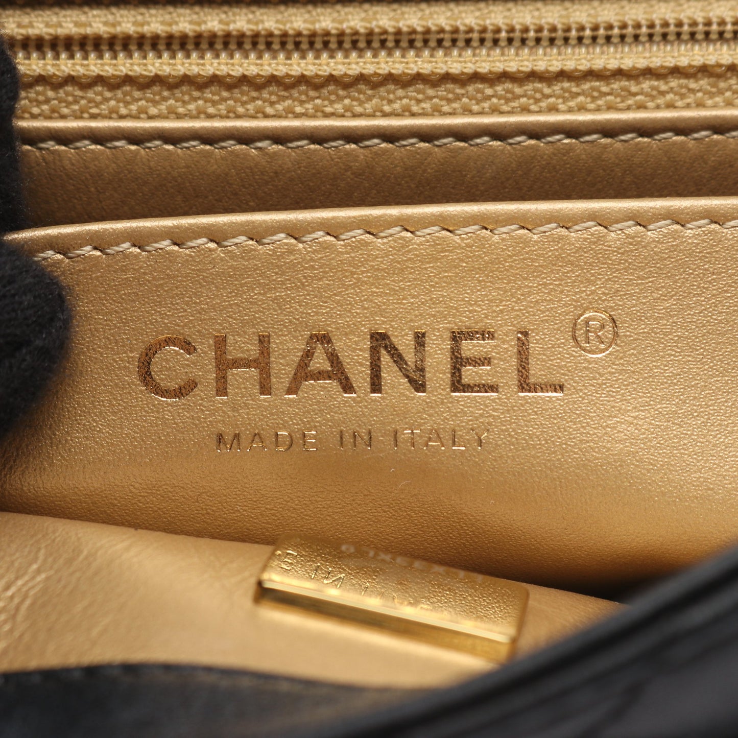 マトラッセ チェーンショルダーバッグ ラムスキン ブラック ゴールド金具 シャネル バッグ CHANEL
