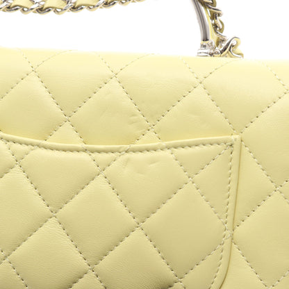 マトラッセ チェーンショルダーバッグ ラムスキン ライトイエロー シルバー金具 2WAY シャネル バッグ CHANEL