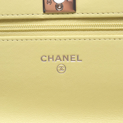 マトラッセ チェーンショルダーバッグ ラムスキン ライトイエロー シルバー金具 2WAY シャネル バッグ CHANEL
