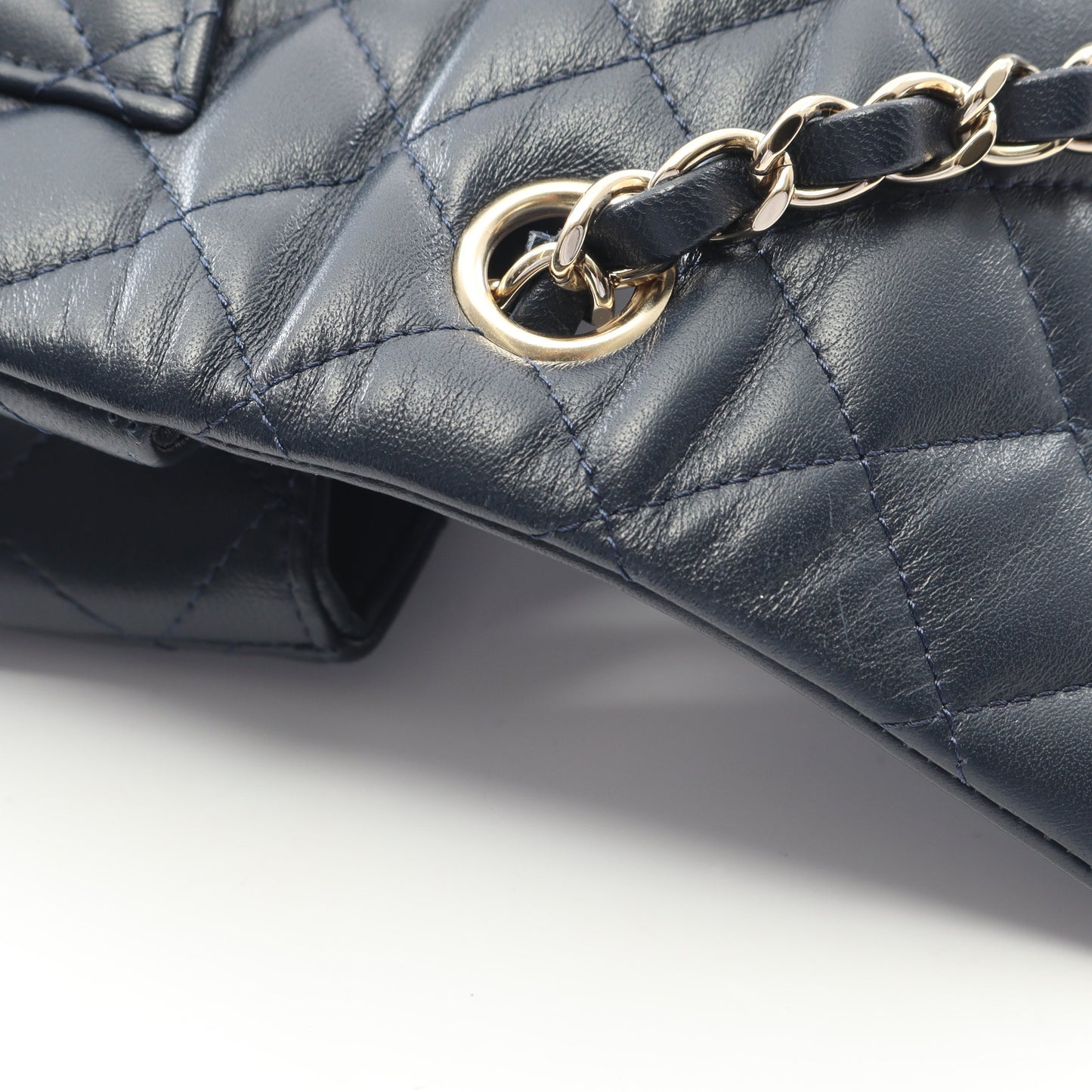 ミニマトラッセ20 チェーンショルダーバッグ ラムスキン ネイビー ゴールド金具 シャネル バッグ CHANEL