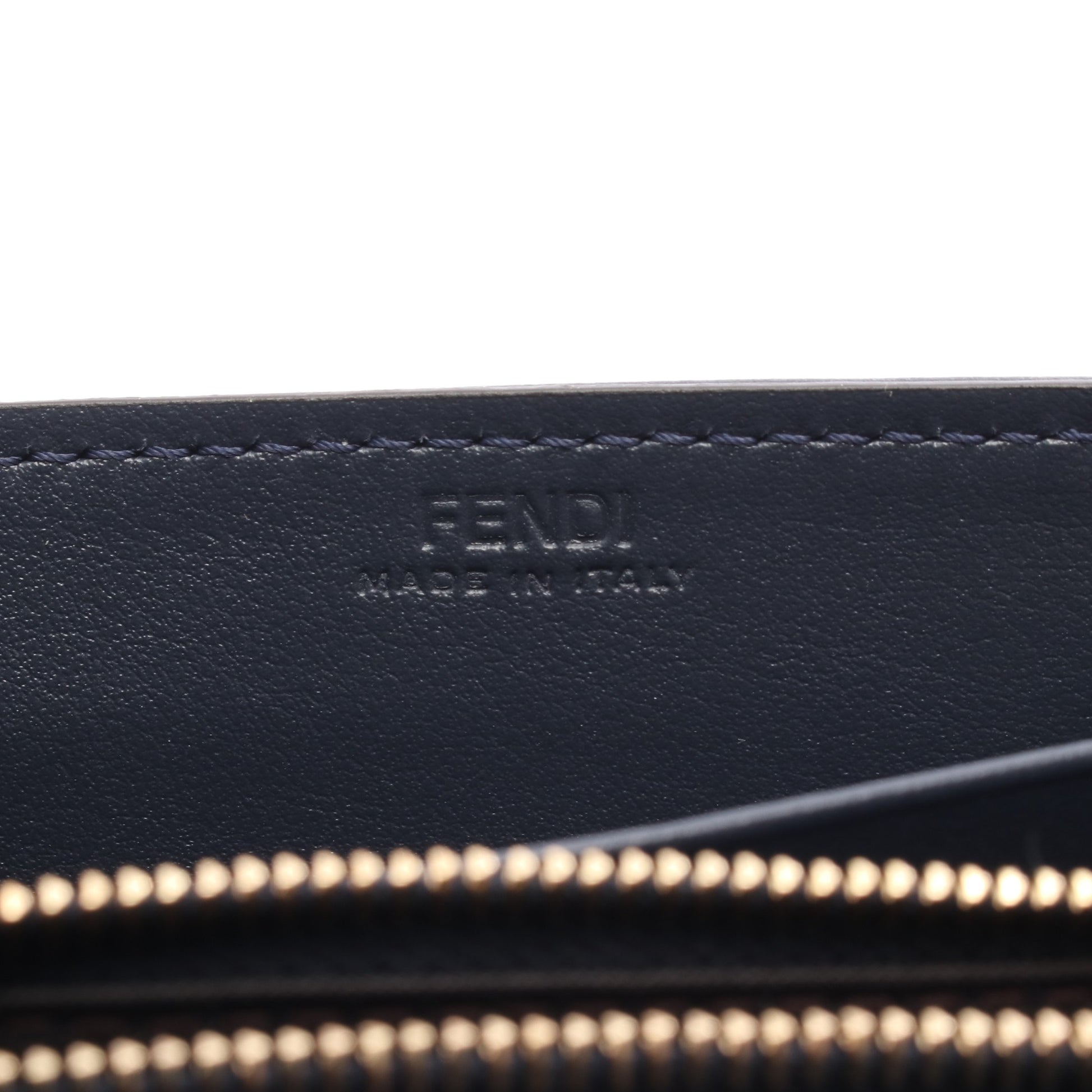 バゲットウォレットオンチェーン FFジャカード チェーンウォレット デニム レザー ダークネイビー フェンディ バッグ FENDI