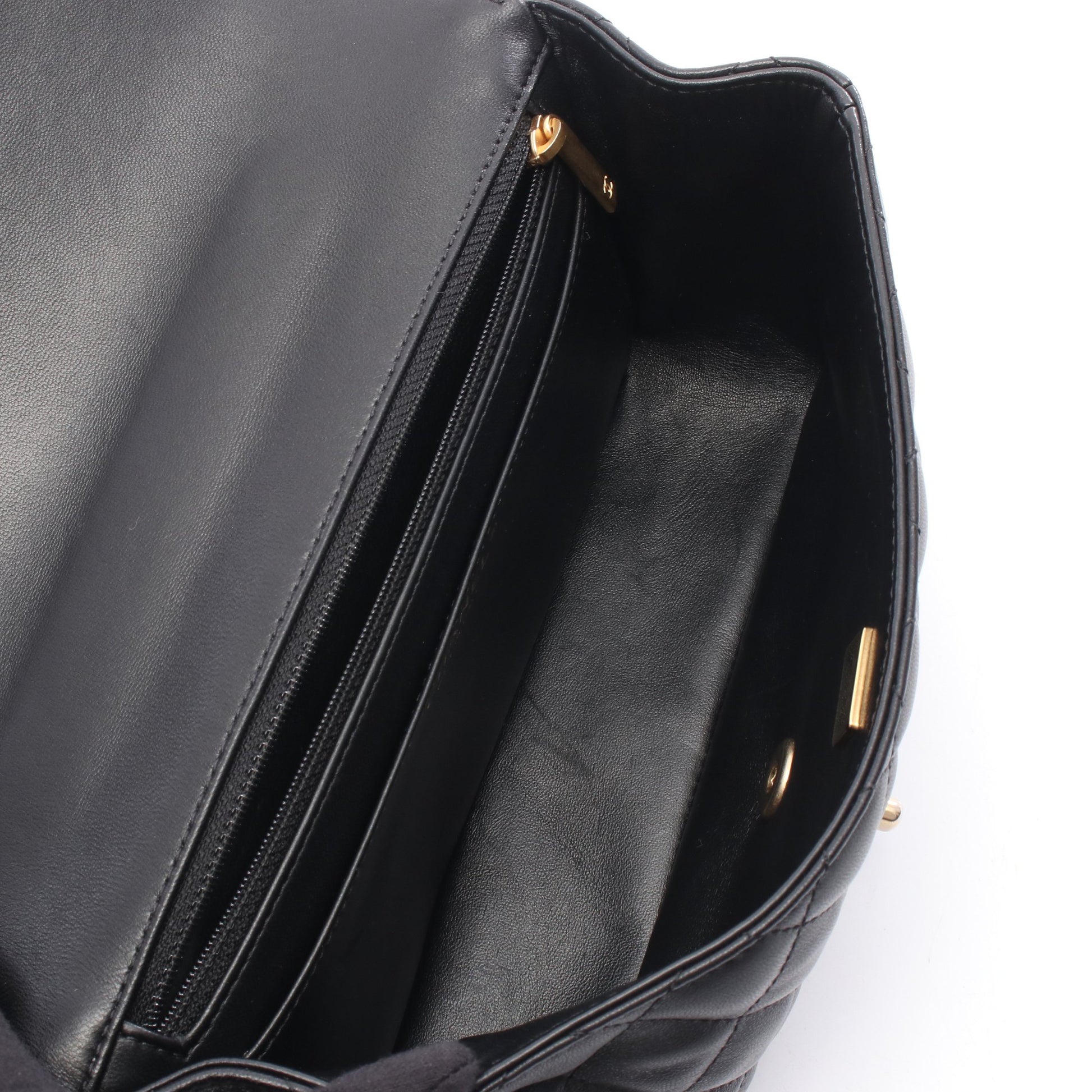マトラッセ チェーンショルダーバッグ ラムスキン ブラック ゴールド金具 2WAY シャネル バッグ CHANEL