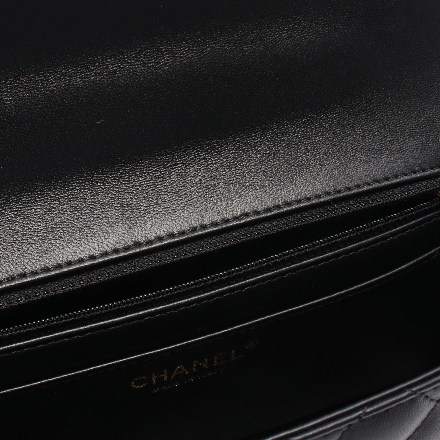 マトラッセ チェーンショルダーバッグ ラムスキン ブラック ゴールド金具 2WAY シャネル バッグ CHANEL