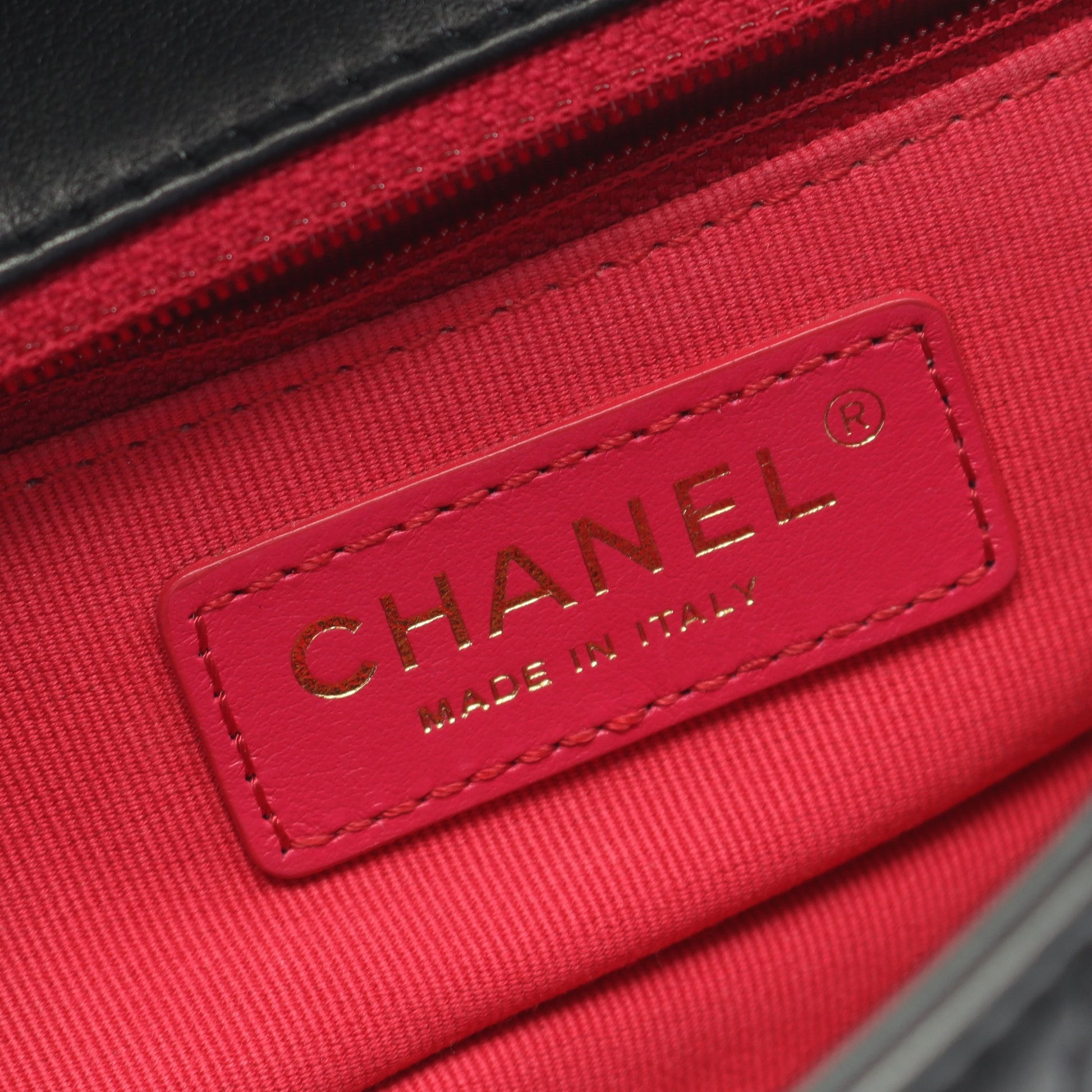 マトラッセ スモール フラップ チェーンショルダーバッグ ラムスキン ブラック ゴールド金具 シャネル バッグ CHANEL