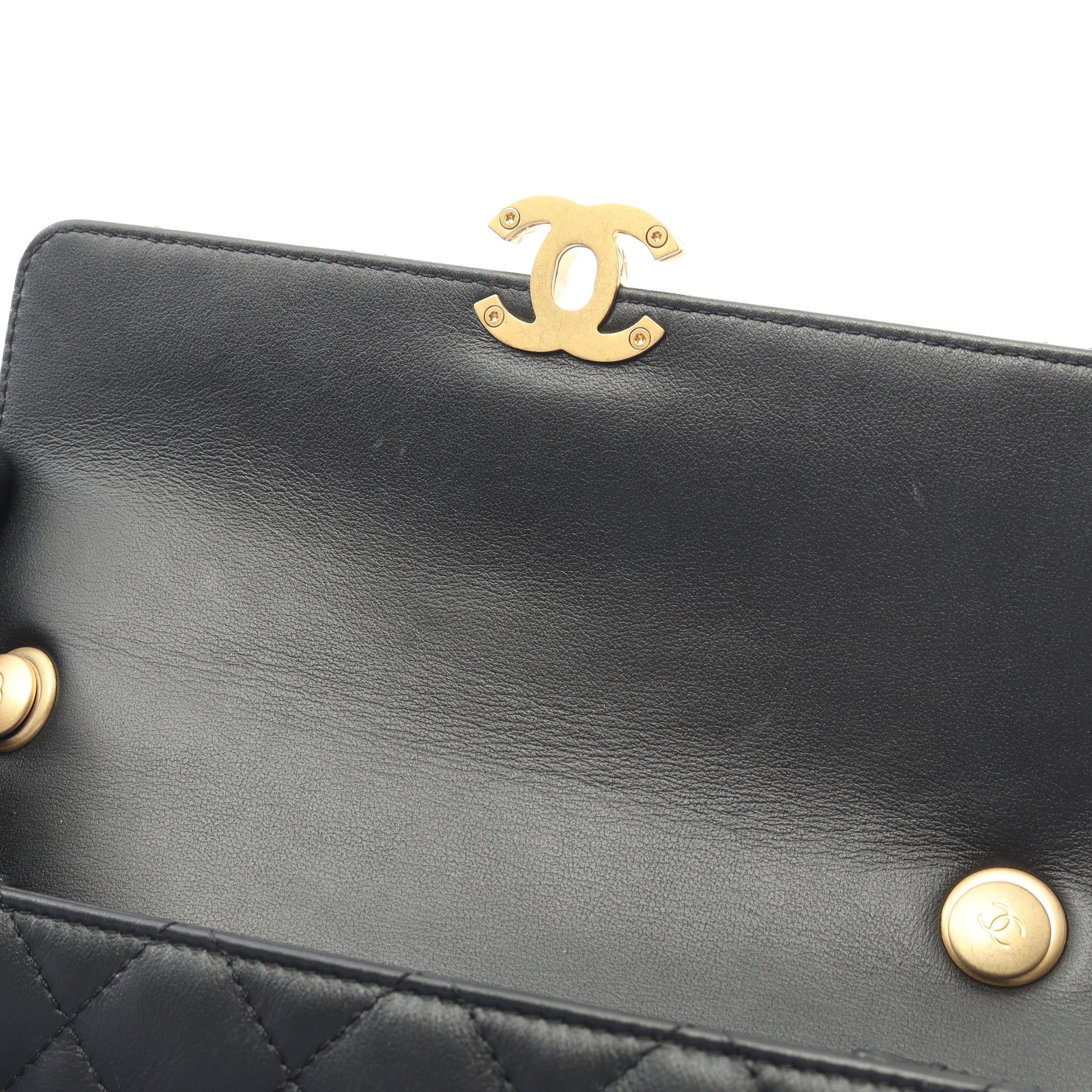 マトラッセ スモール フラップ チェーンショルダーバッグ ラムスキン ブラック ゴールド金具 シャネル バッグ CHANEL