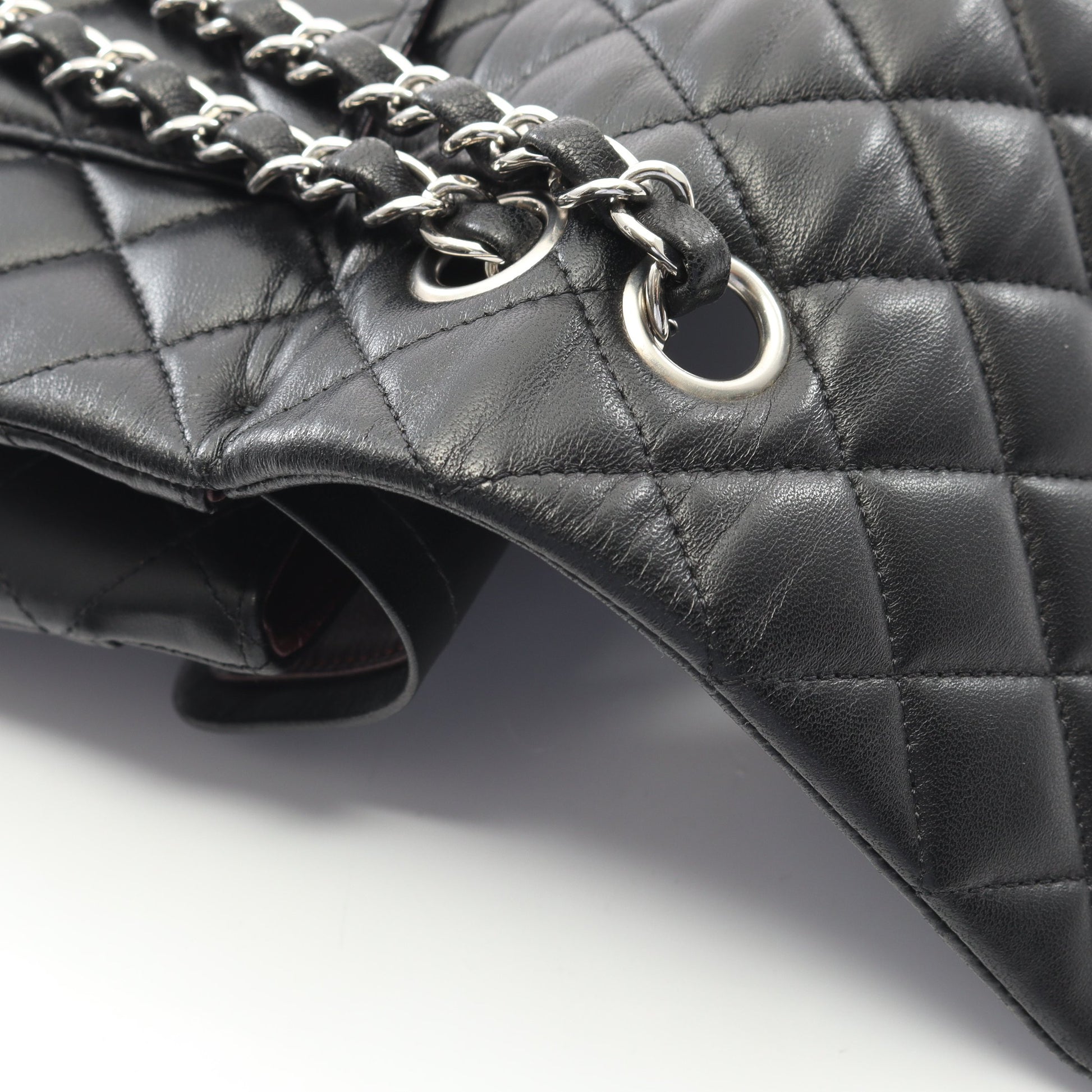 マトラッセ Wフラップ Wチェーンショルダーバッグ キャビアスキン ブラック シルバー金具 シャネル バッグ CHANEL