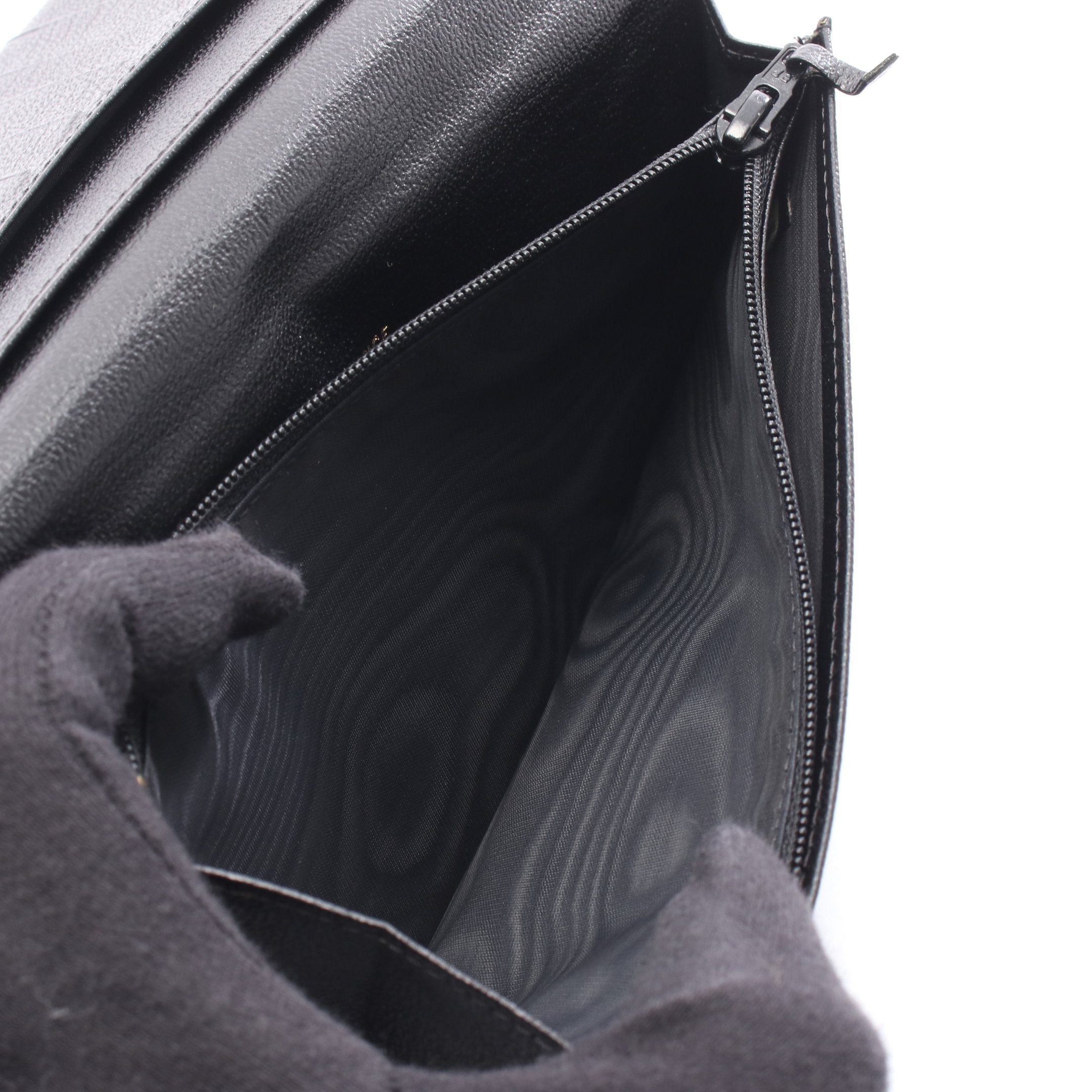 ココマーク 二つ折り長財布 レザー ブラック ゴールド金具 シャネル