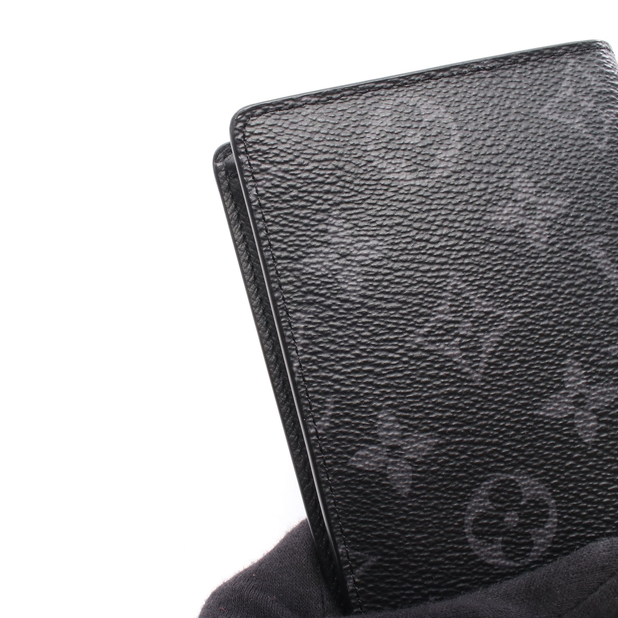 ルイヴィトン　ポルトフォイユ　ブラザ　モノグラム　エクリプス　長財布　ブラック LOUIS VUITTON（ルイ・ヴィトン） ルイ ヴィトン モノグラムエクリプス