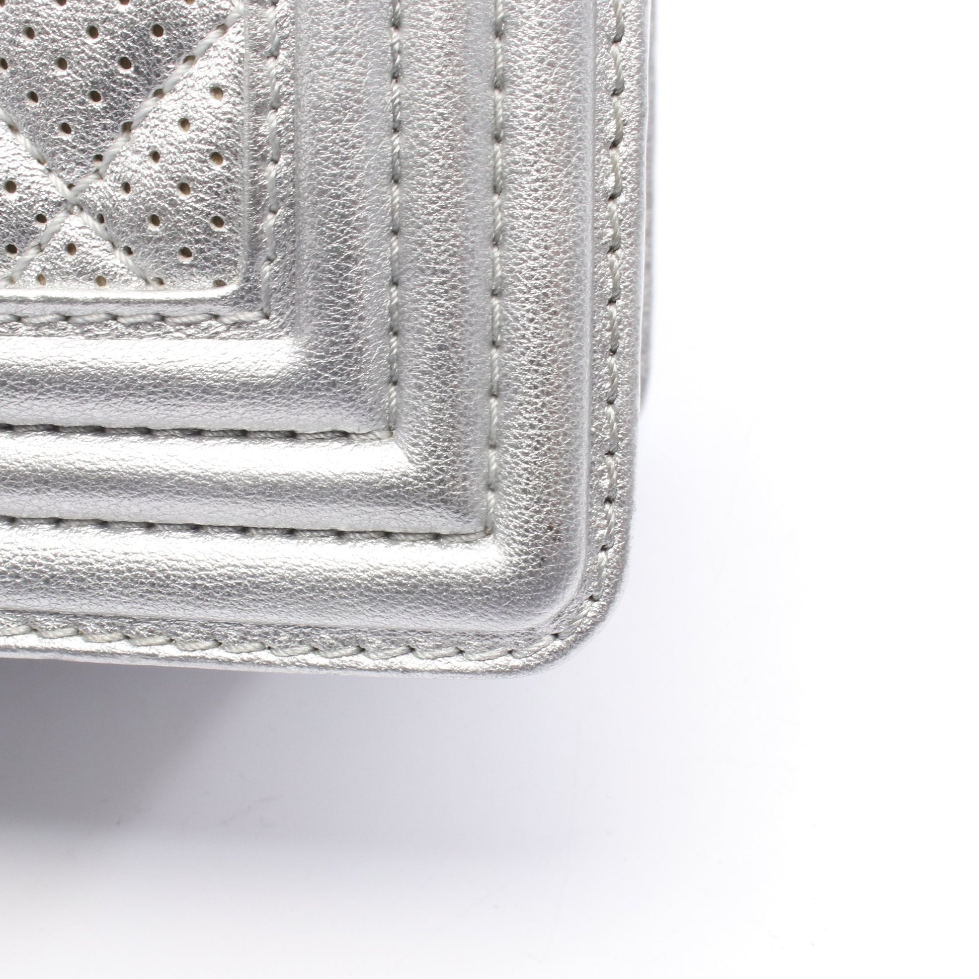 ボーイシャネル チェーンショルダーバッグ レザー シルバー シルバー金具 シャネル バッグ CHANEL