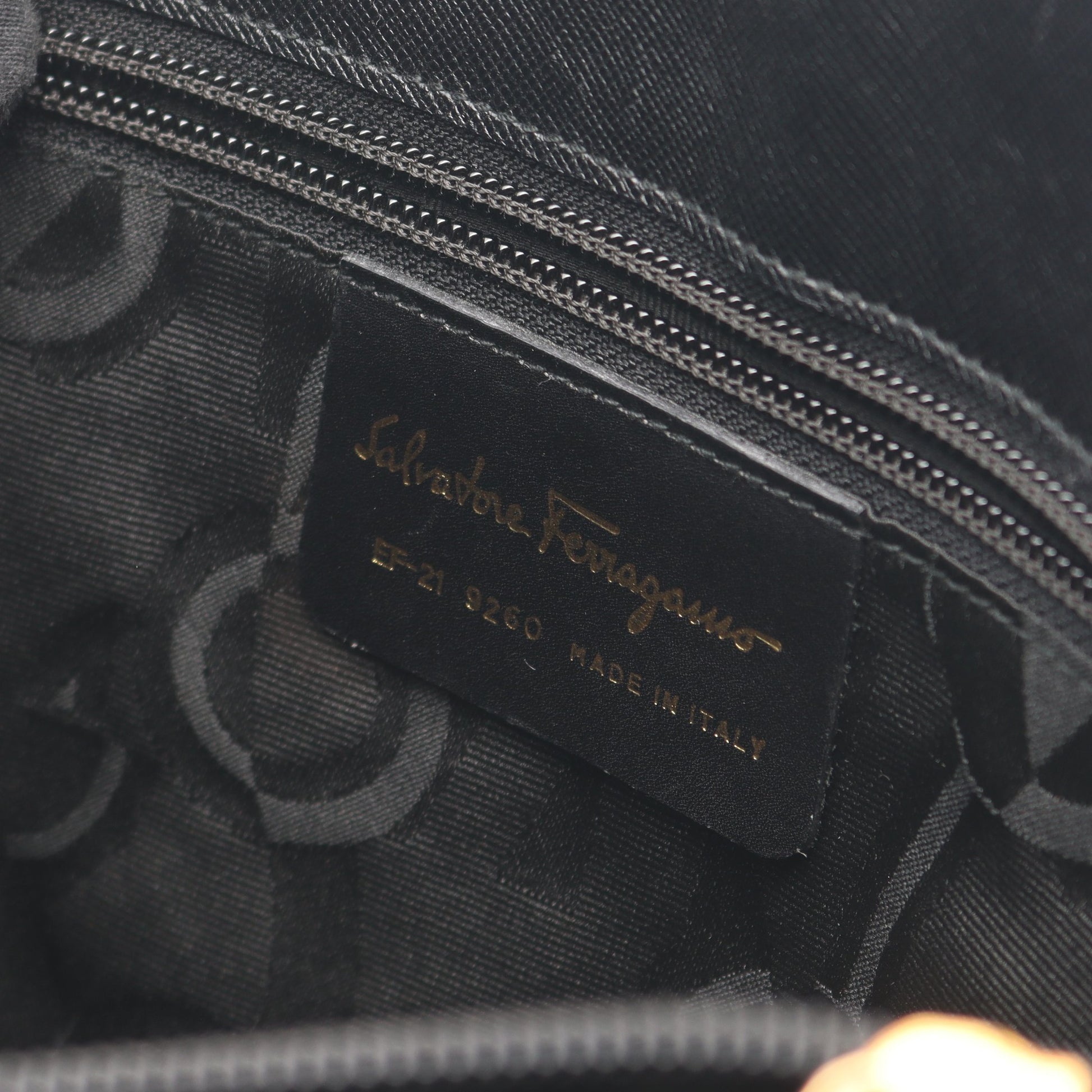 ガンチーニ ショルダーバッグ トートバッグ レザー ブラック サルヴァトーレフェラガモ バッグ Salvatore Ferragamo
