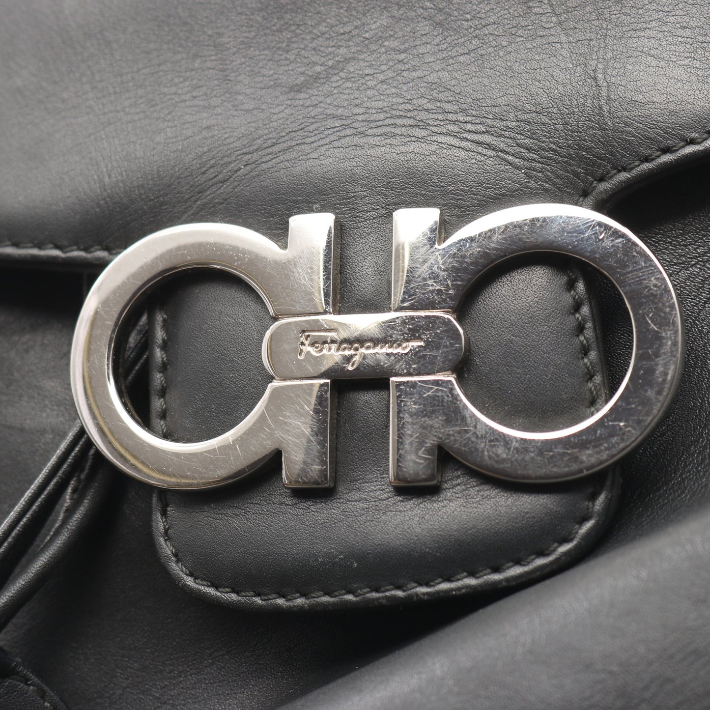 ダブルガンチーニ バックパック リュックサック レザー ダークグレー サルヴァトーレフェラガモ バッグ Salvatore Ferragamo