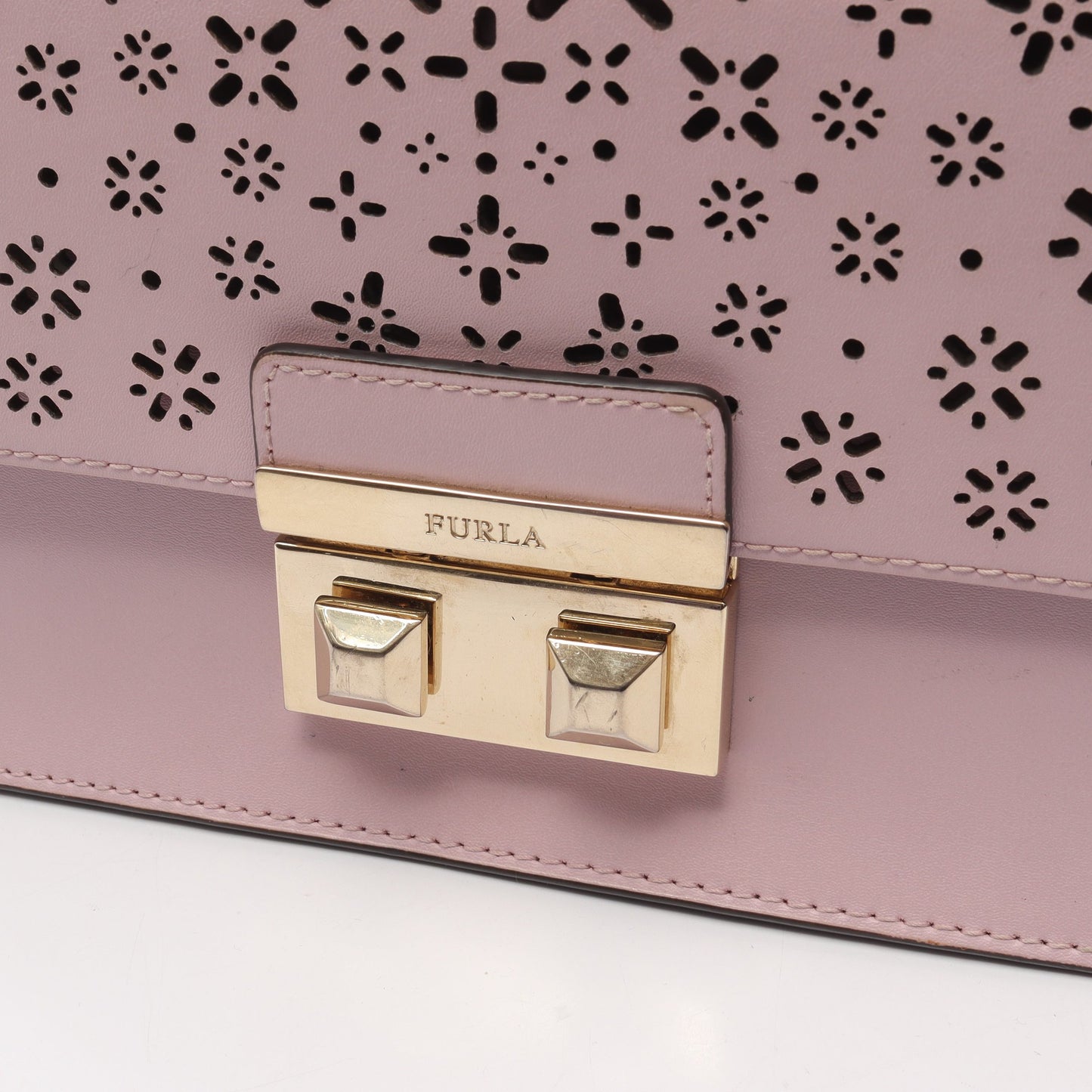 BELLA ベラ チェーンショルダーバッグ レザー ライトピンク フルラ バッグ FURLA
