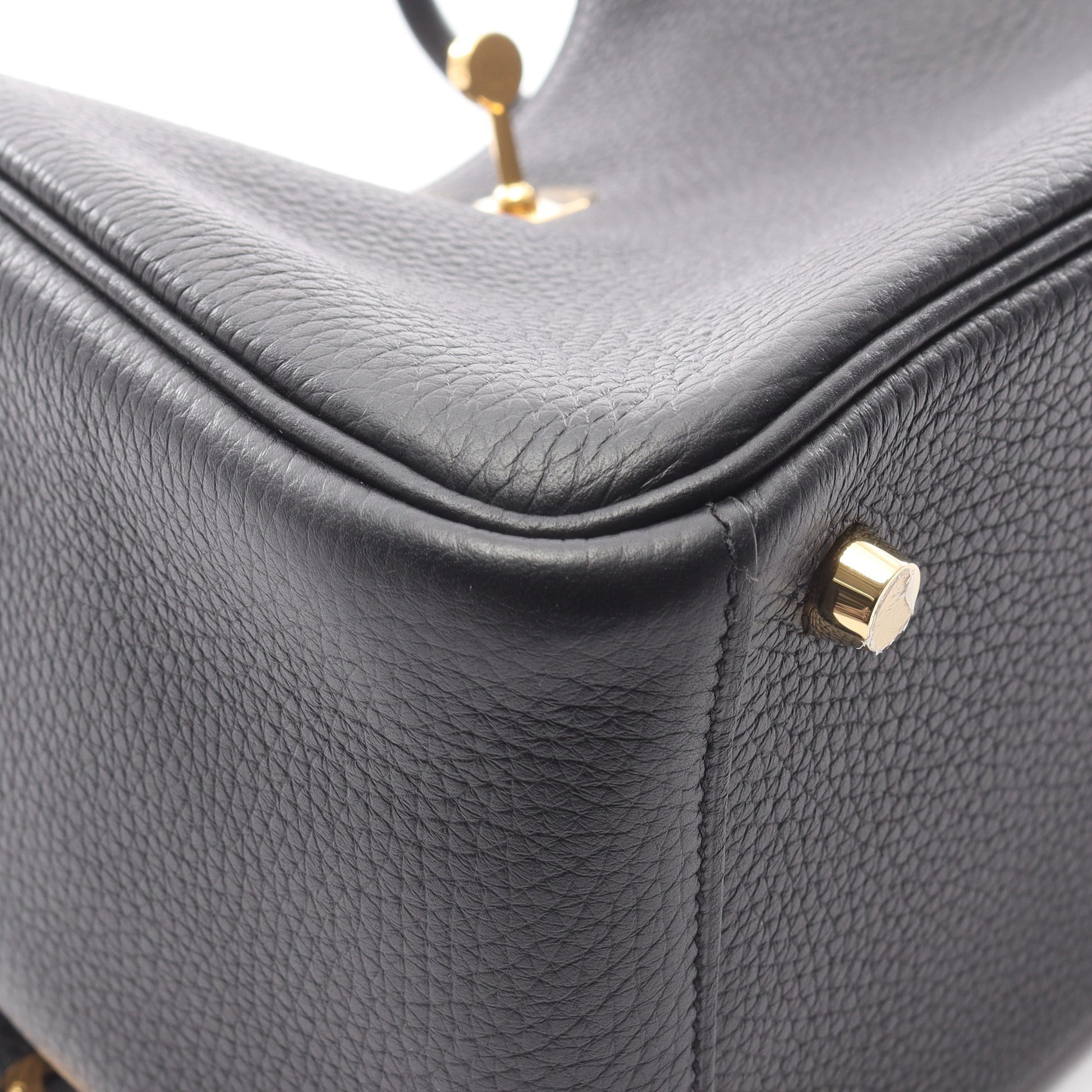 リンディ26 ショルダーバッグ トリヨンクレマンス ブラック ゴールド金具 B刻印 エルメス バッグ HERMES
