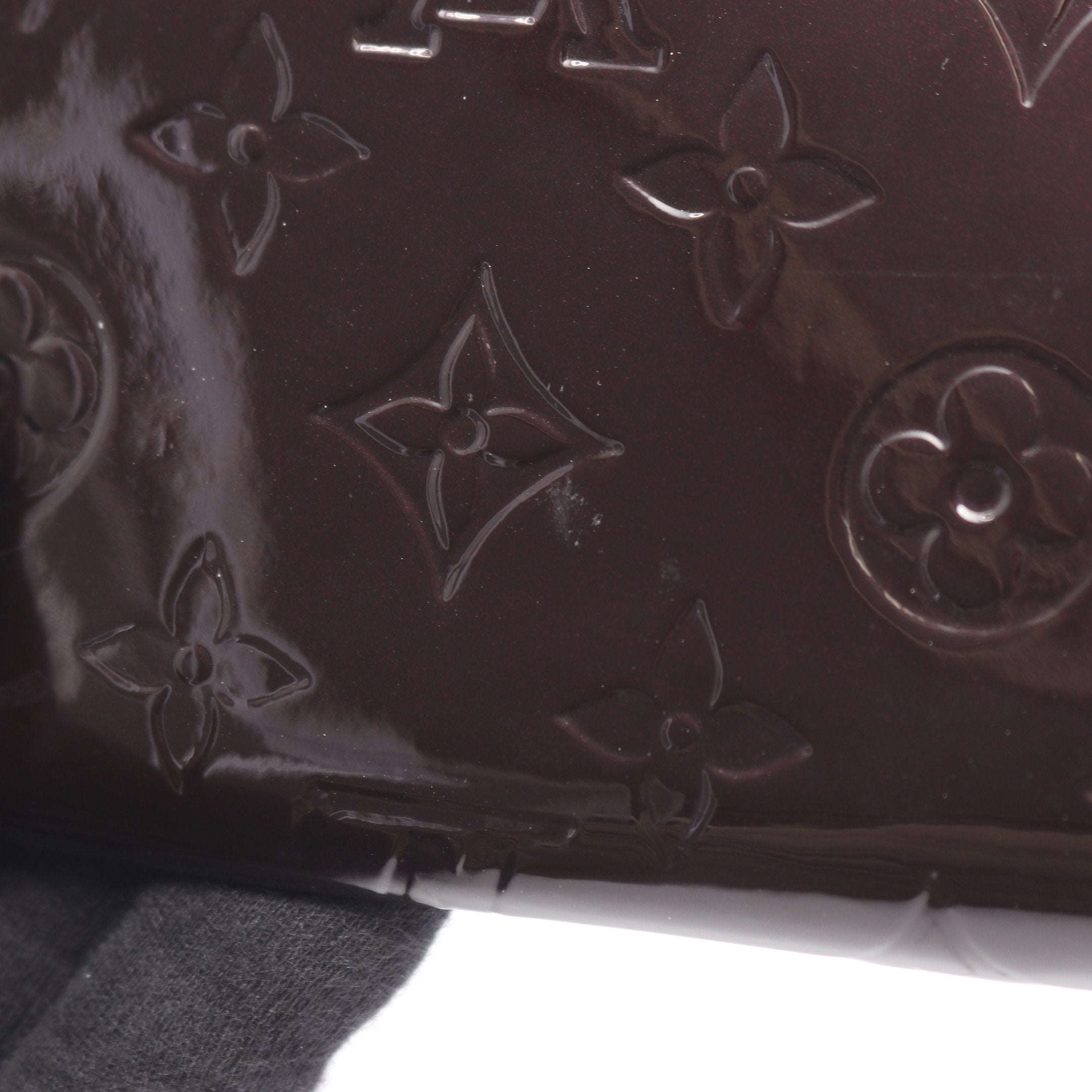 最終値下げ LOUIS VUITTON モノグラム ヴェルニ アマラント長財布 中古・古着通販】LOUIS VUITTON (ルイ ヴィトン) 長財布 アマラント