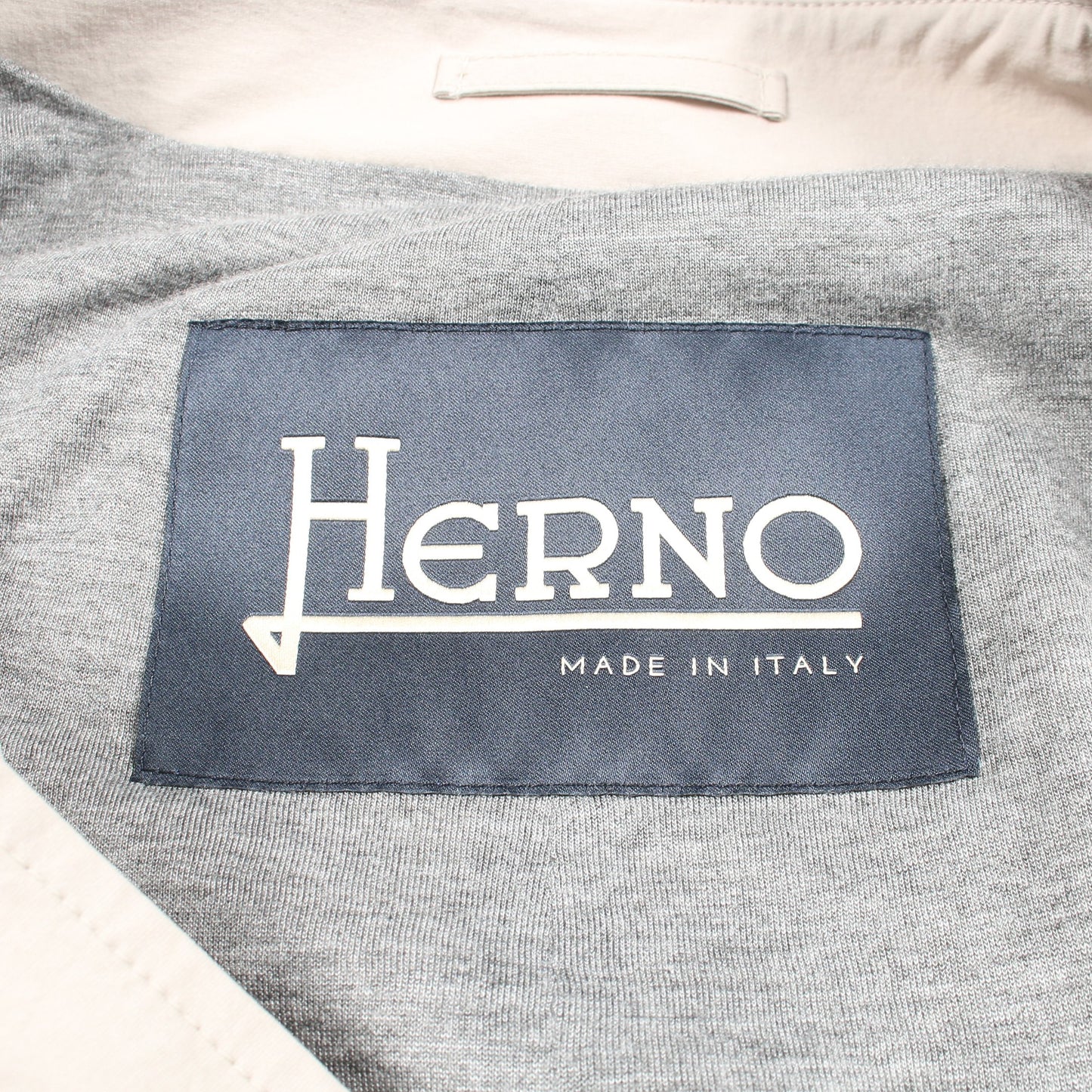 ステンカラーコート ナイロン ライトグレー ヘルノ アウター HERNO