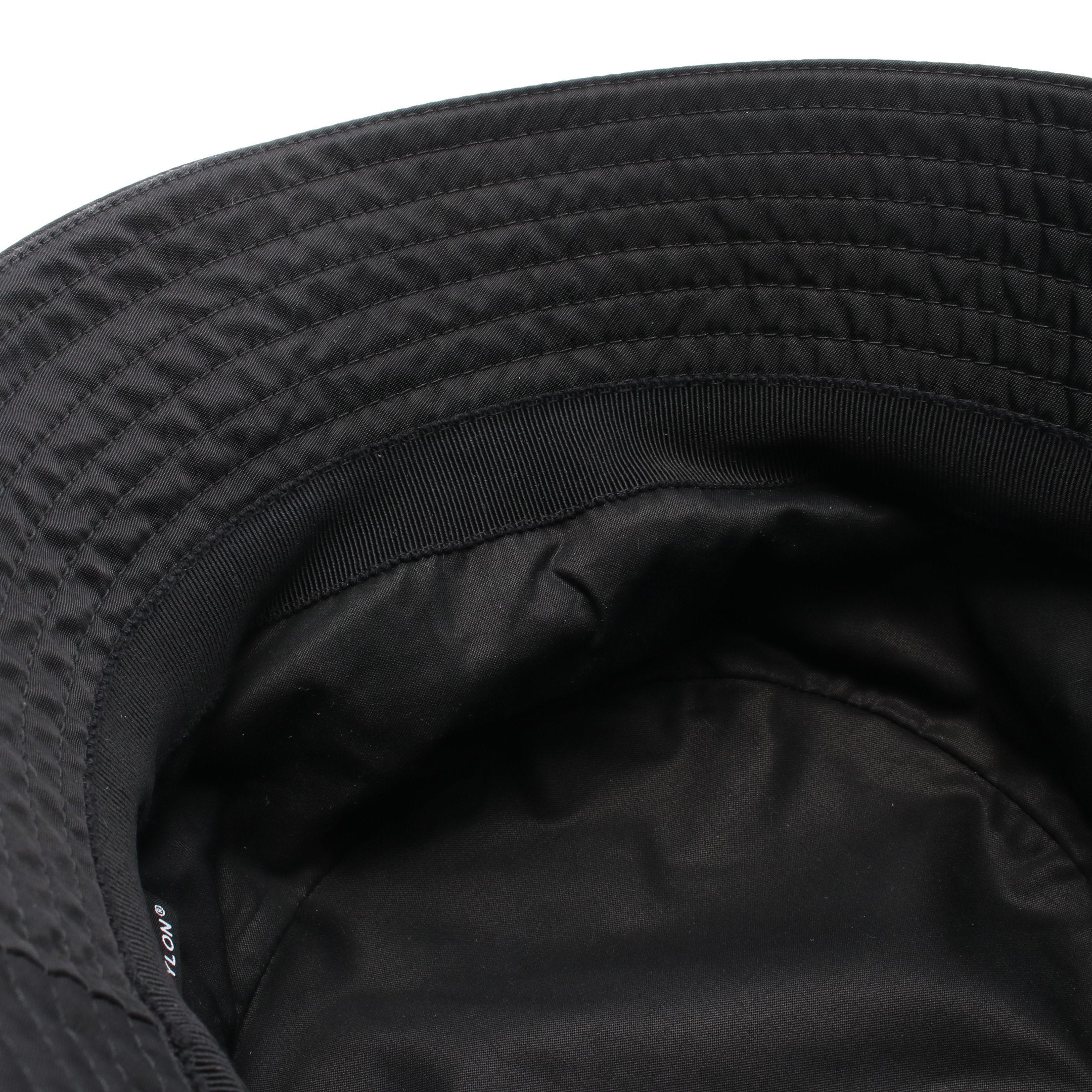 トライアングルロゴ バケット ハット ナイロン ブラック プラダ – RECLO