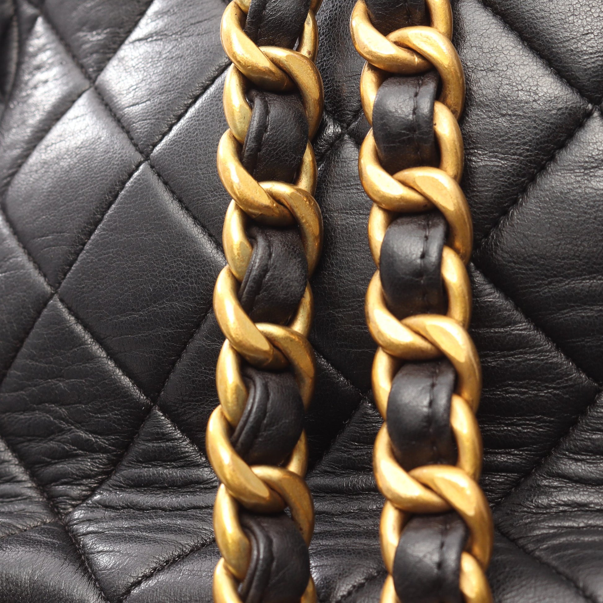 マトラッセ バックパック リュックサック ラムスキン ブラック ゴールド金具 シャネル バッグ CHANEL