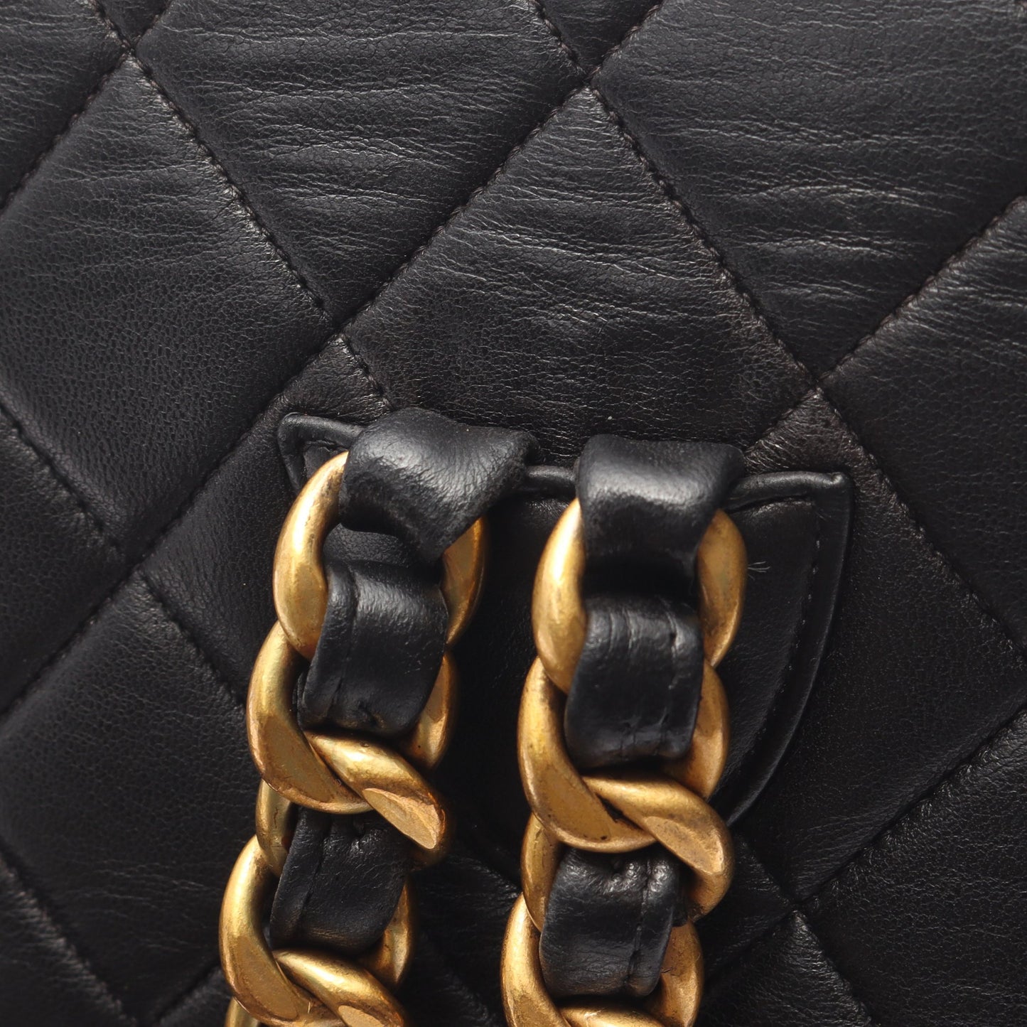 マトラッセ バックパック リュックサック ラムスキン ブラック ゴールド金具 シャネル バッグ CHANEL