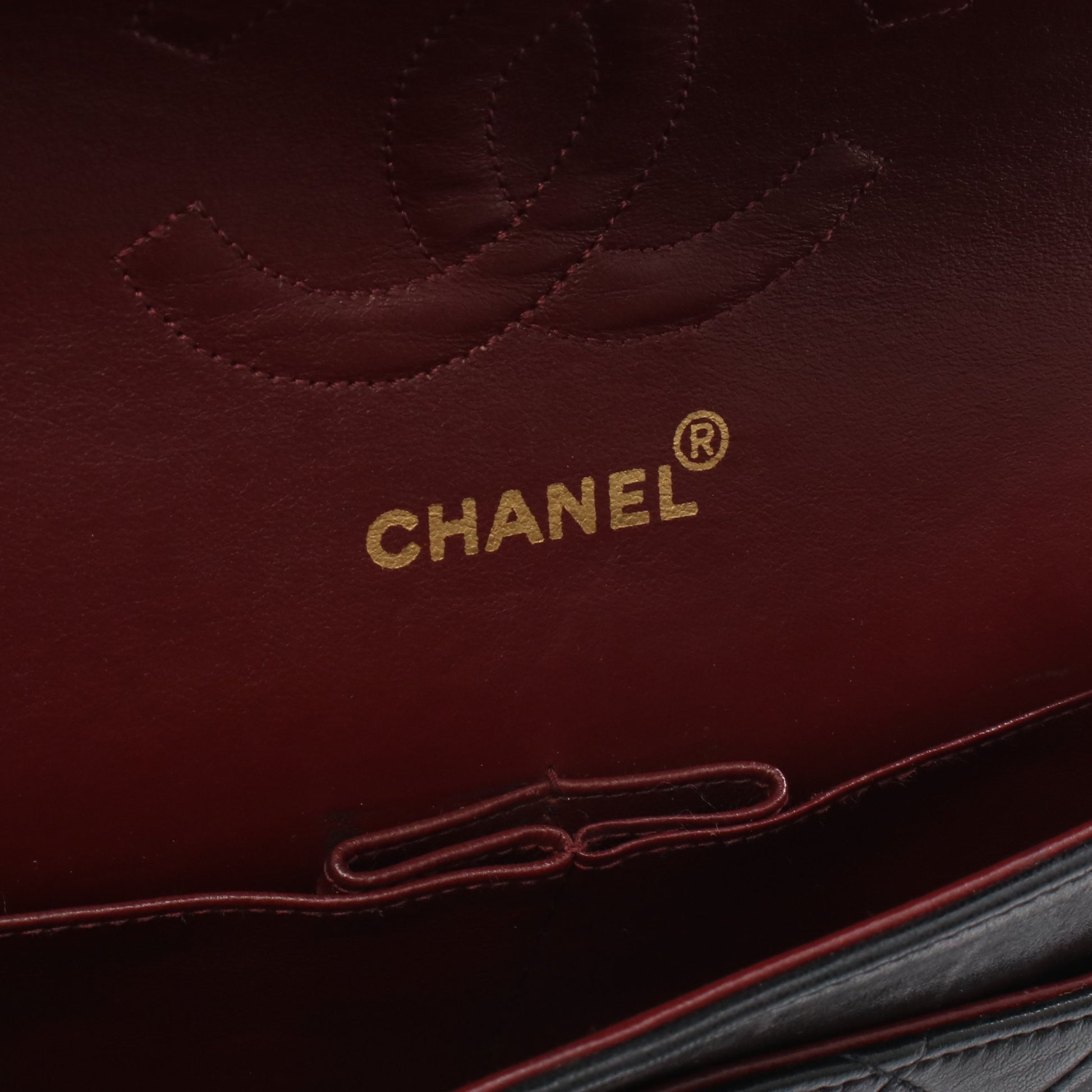 マトラッセ Wフラップ Wチェーンショルダーバッグ ラムスキン ブラック ゴールド金具 シャネル バッグ CHANEL