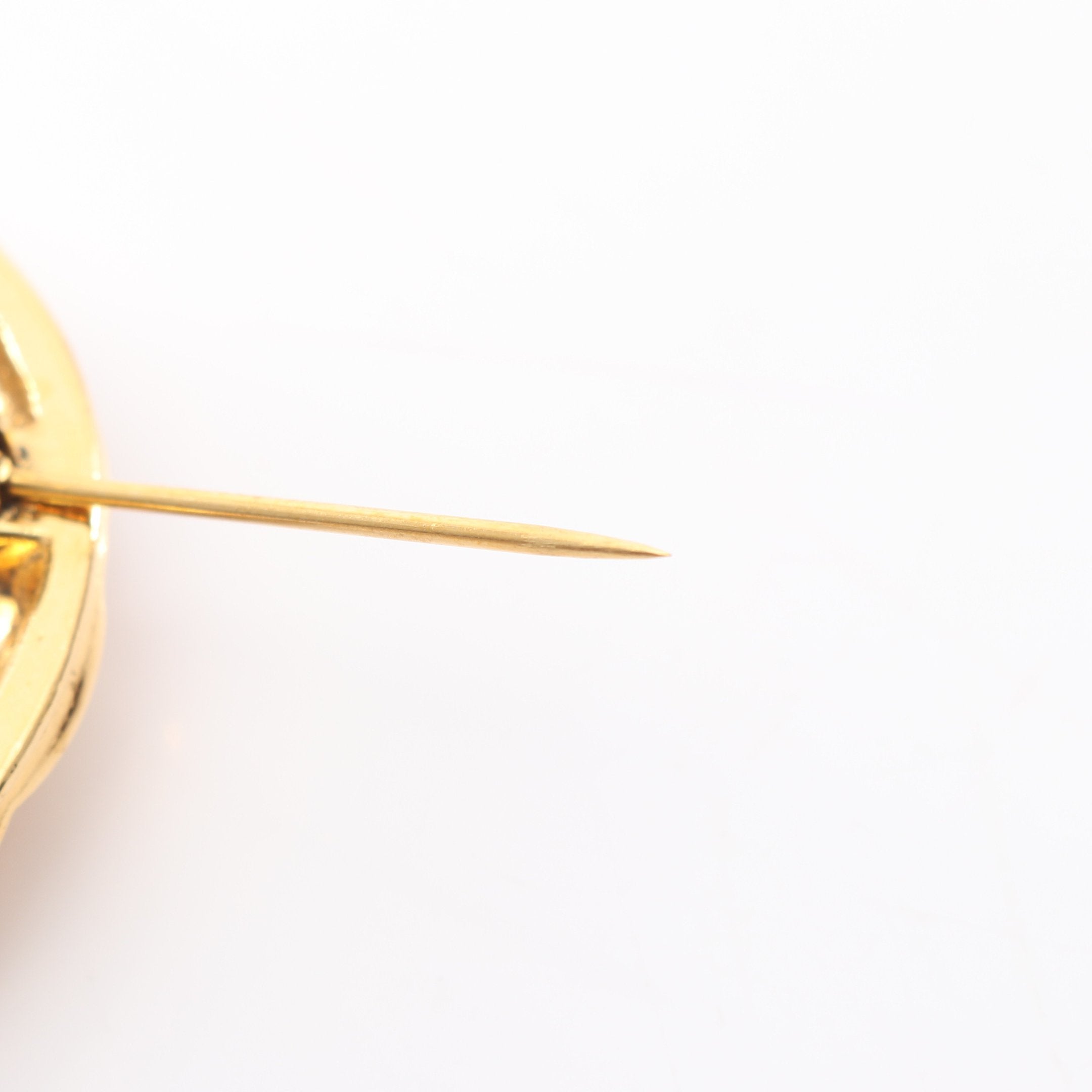 ココマーク マトラッセ ブローチ GP ゴールド 93P シャネル – RECLO