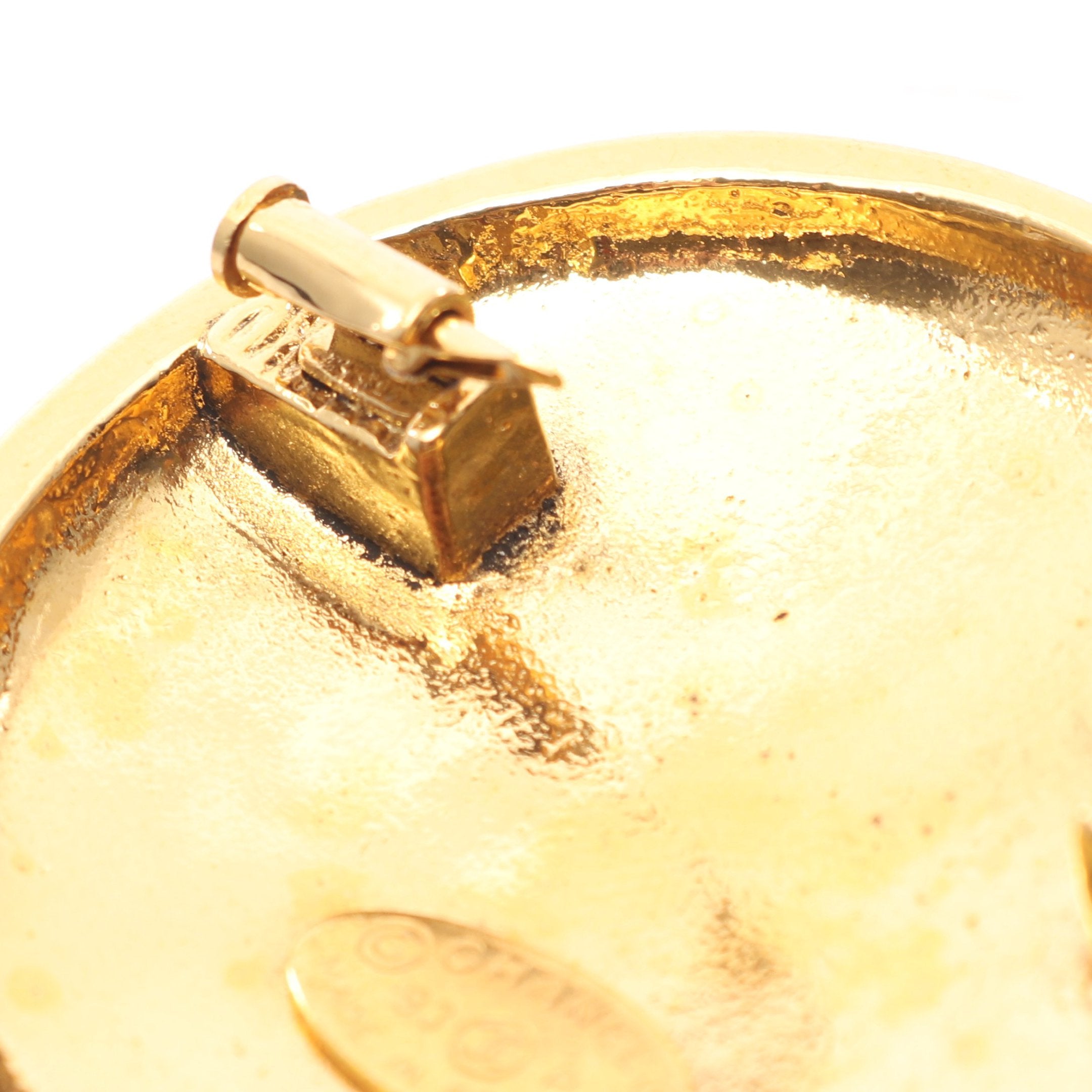 ココマーク マトラッセ ブローチ GP ゴールド 93P シャネル – RECLO