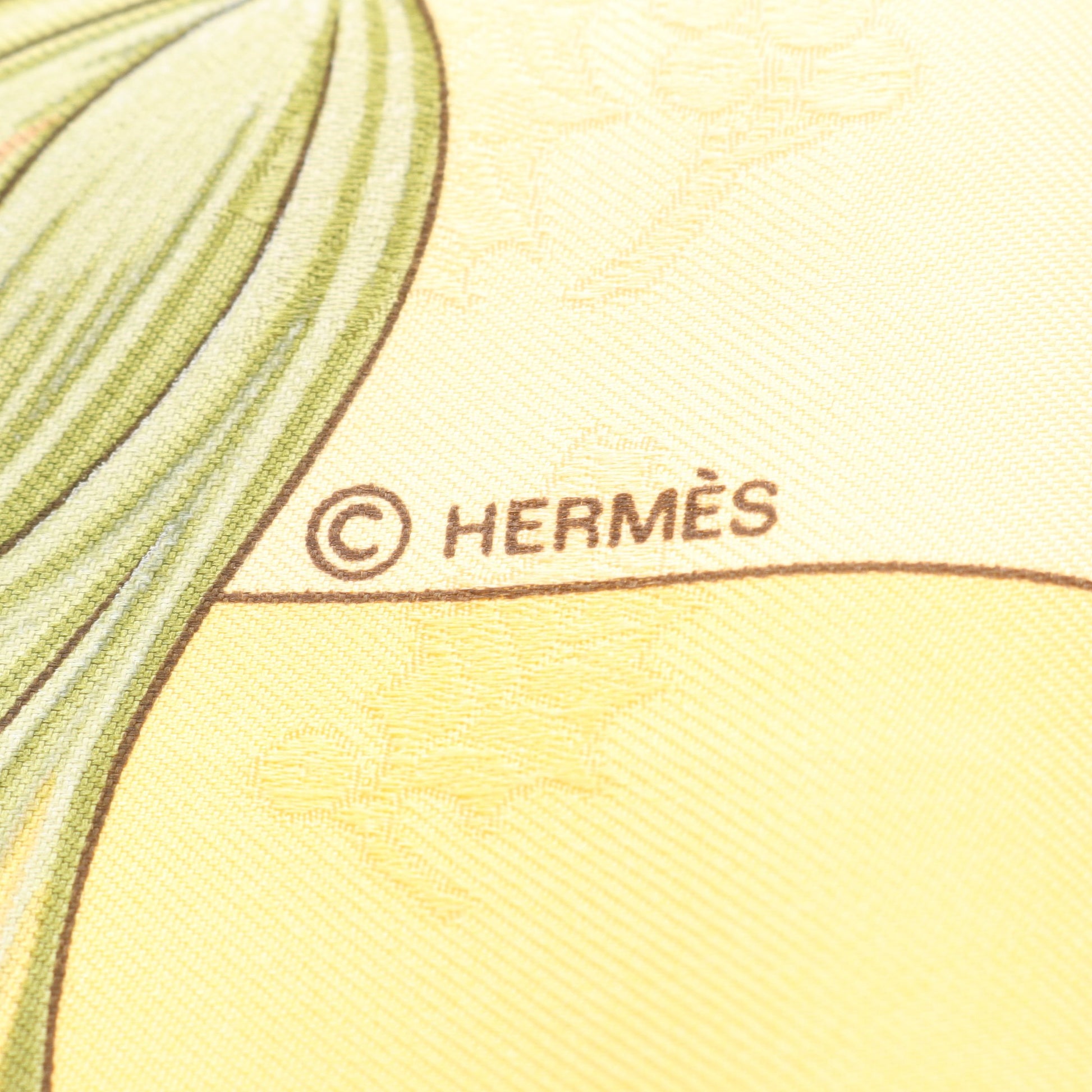カレ90 Plumes et Grelots スカーフ シルク イエロー マルチカラー エルメス 財布・小物 HERMES