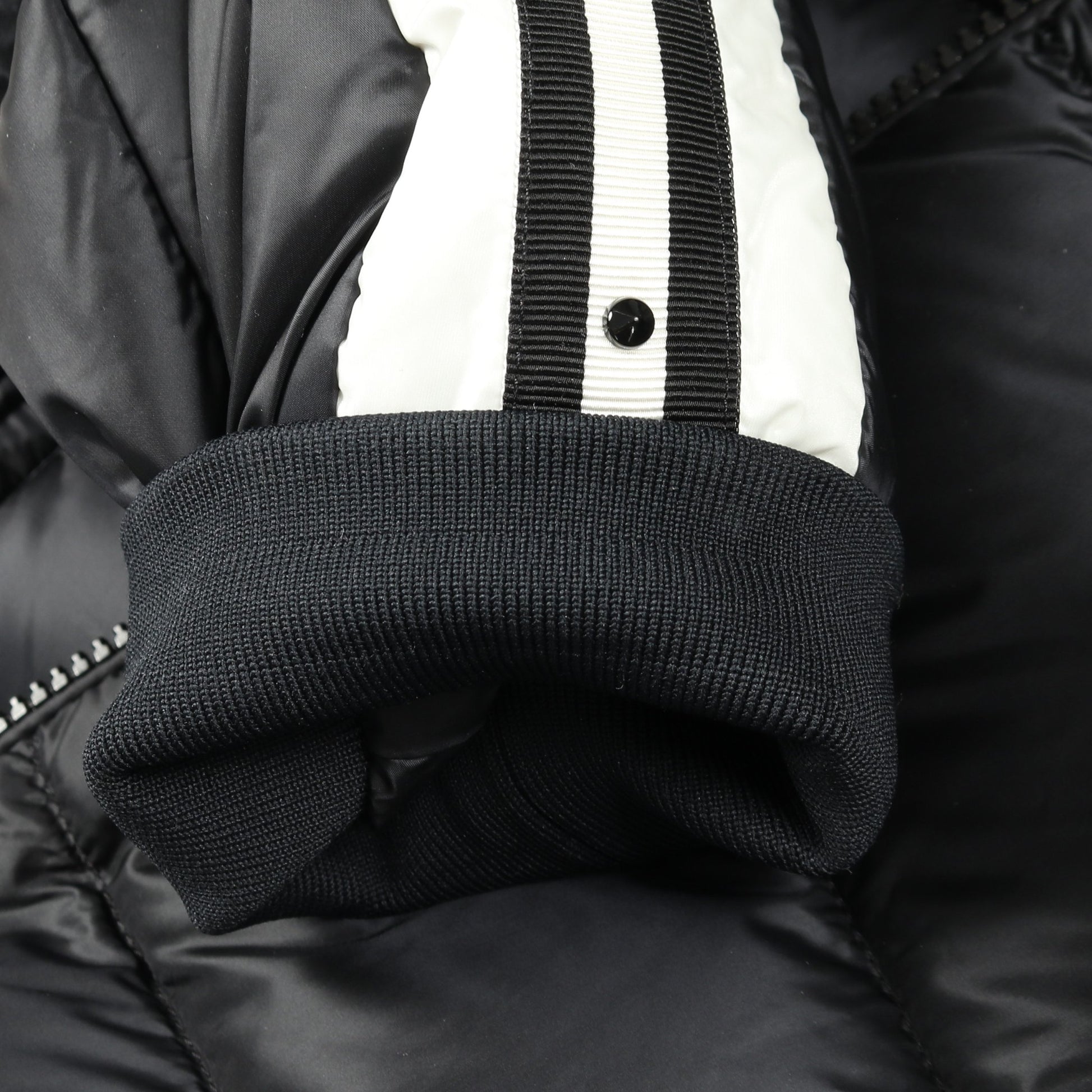 STELLAIRE ダウンジャケット ナイロン ブラック フード付き モンクレール アウター MONCLER