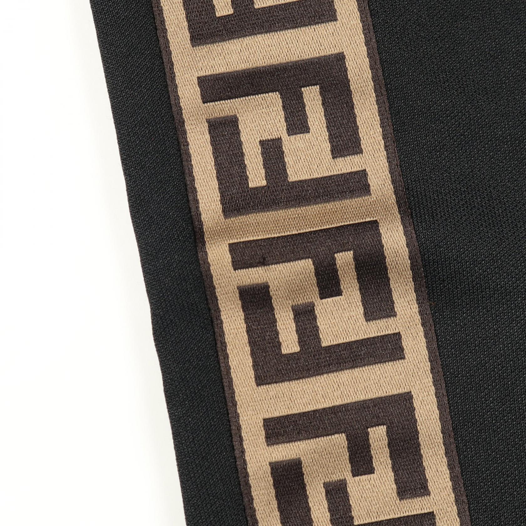 FFロゴ スウェットパンツ コットン ブラック ベージュ フェンディ ボトムス FENDI