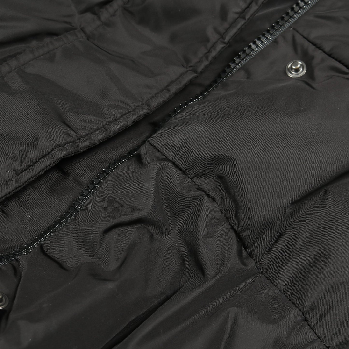 CHONDRILLE ダウンコート ナイロン ブラック フード付き モンクレール アウター MONCLER