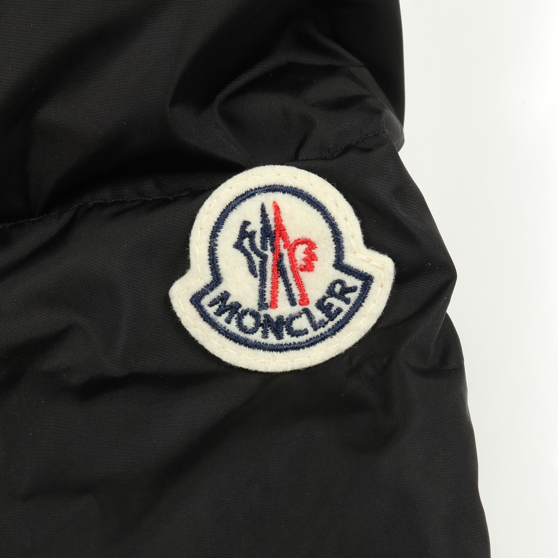 CHONDRILLE ダウンコート ナイロン ブラック フード付き モンクレール アウター MONCLER