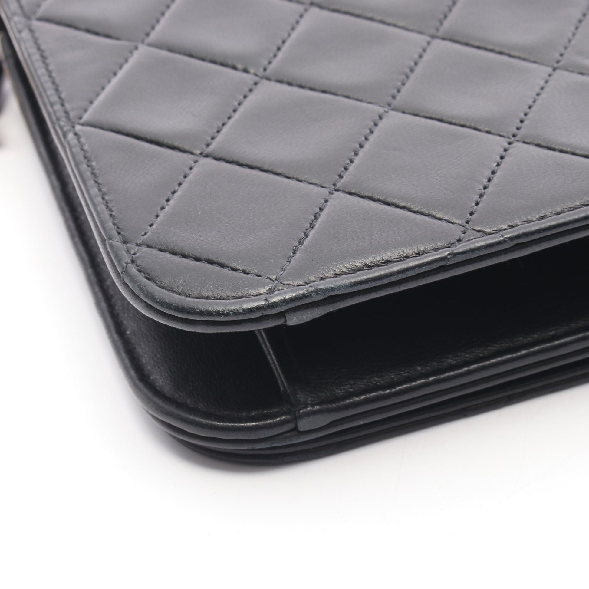 マトラッセ フルフラップ チェーンショルダーバッグ ラムスキン ブラック ゴールド金具 シャネル バッグ CHANEL