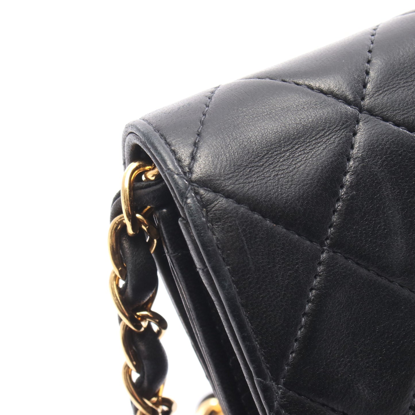マトラッセ フルフラップ チェーンショルダーバッグ ラムスキン ブラック ゴールド金具 シャネル バッグ CHANEL