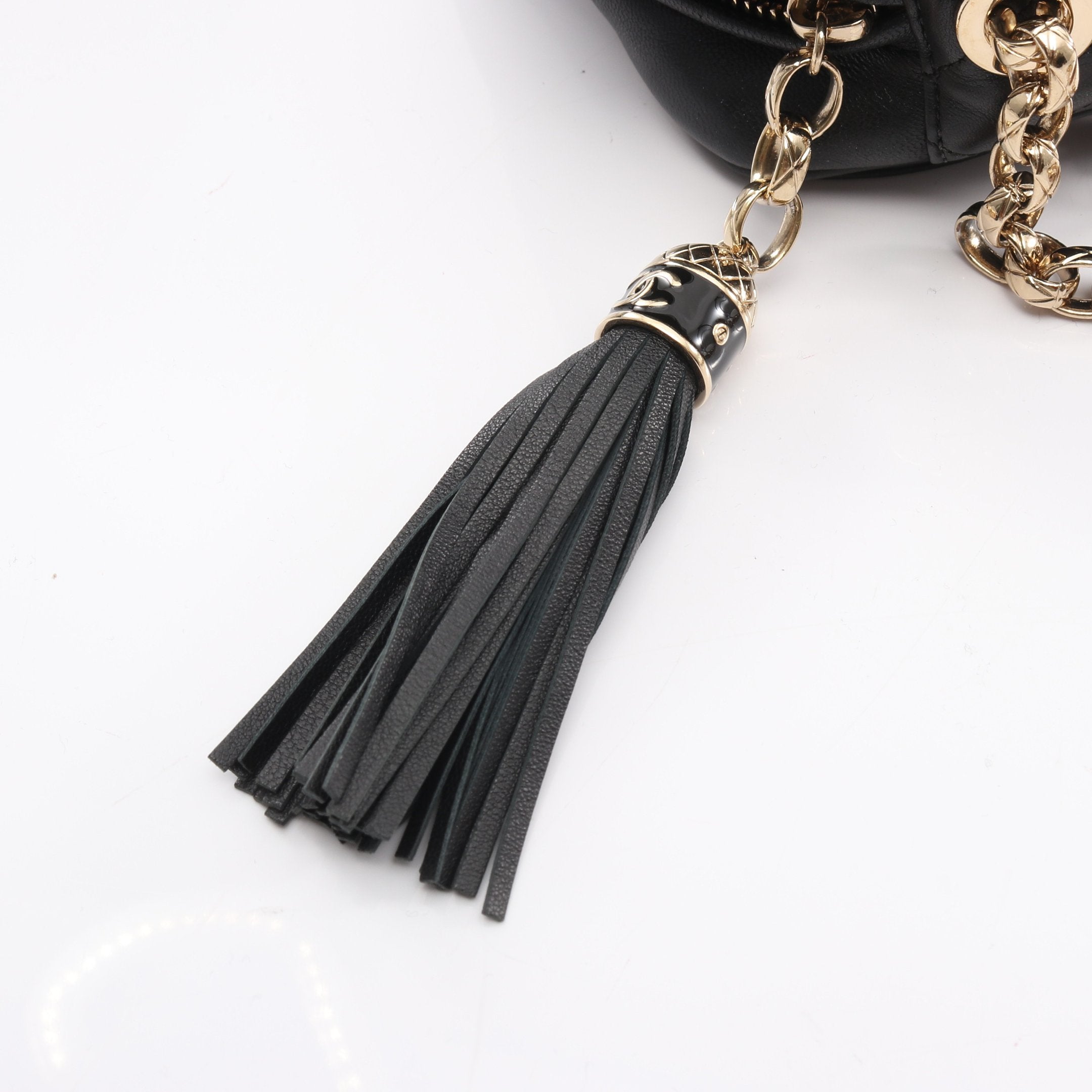 ダイアナフラップ マトラッセ チェーンショルダーバッグ タッセル